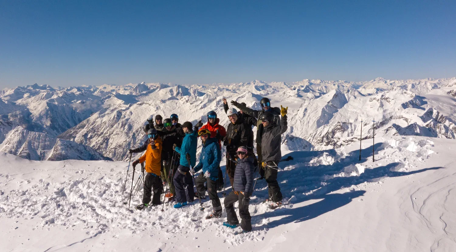 Heli-Hikes_British Columbia_BattleAbbey_dmX28.webp