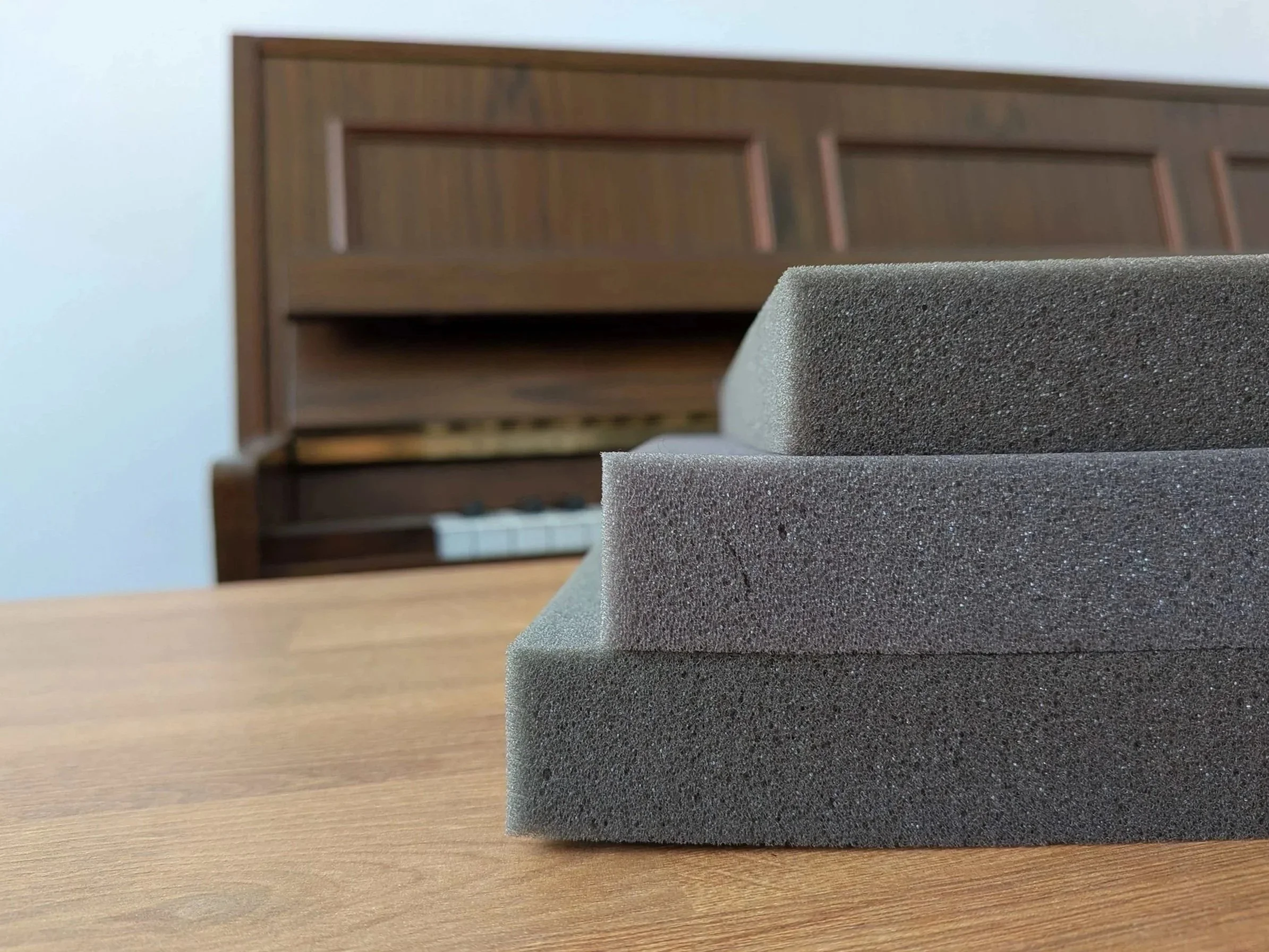 acoustic%2Bfoam%2Bon%2Btable%2B2.jpg