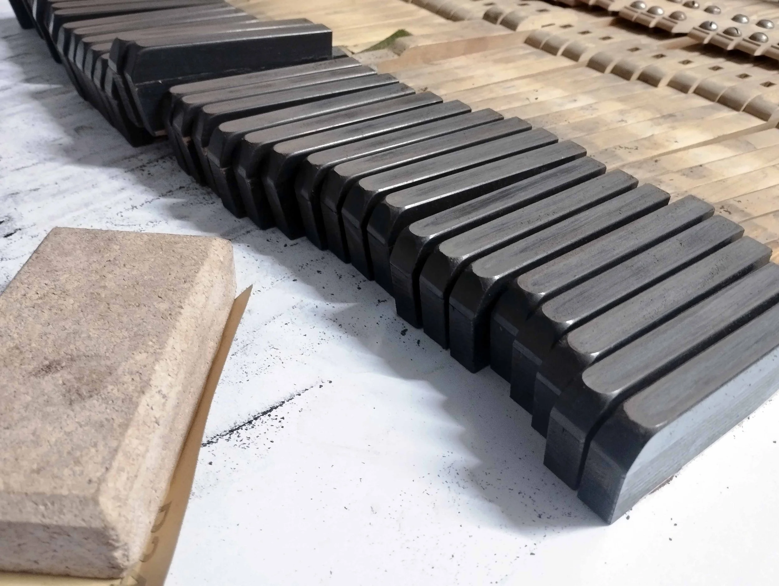 Reshaping black piano keys