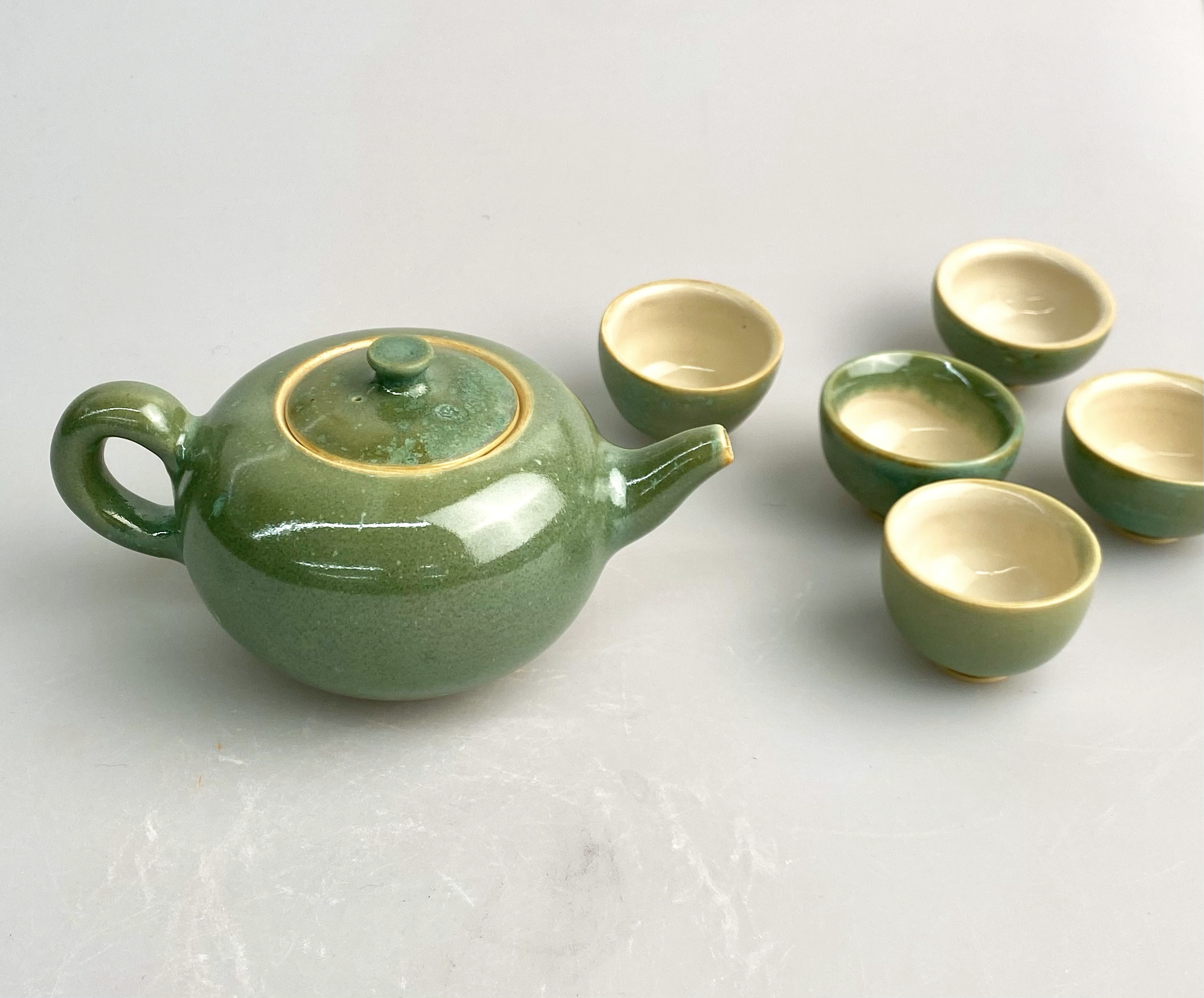 6½" in width, B-mix clay, △5, shino over pinel and shino, 2024