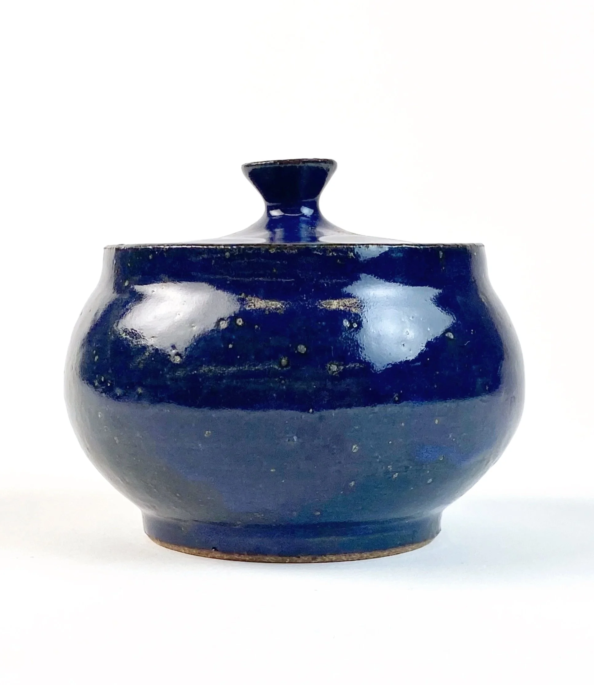 Blue, 3" in height, recycled clay, △10 gas reduction, ming blue, 2025