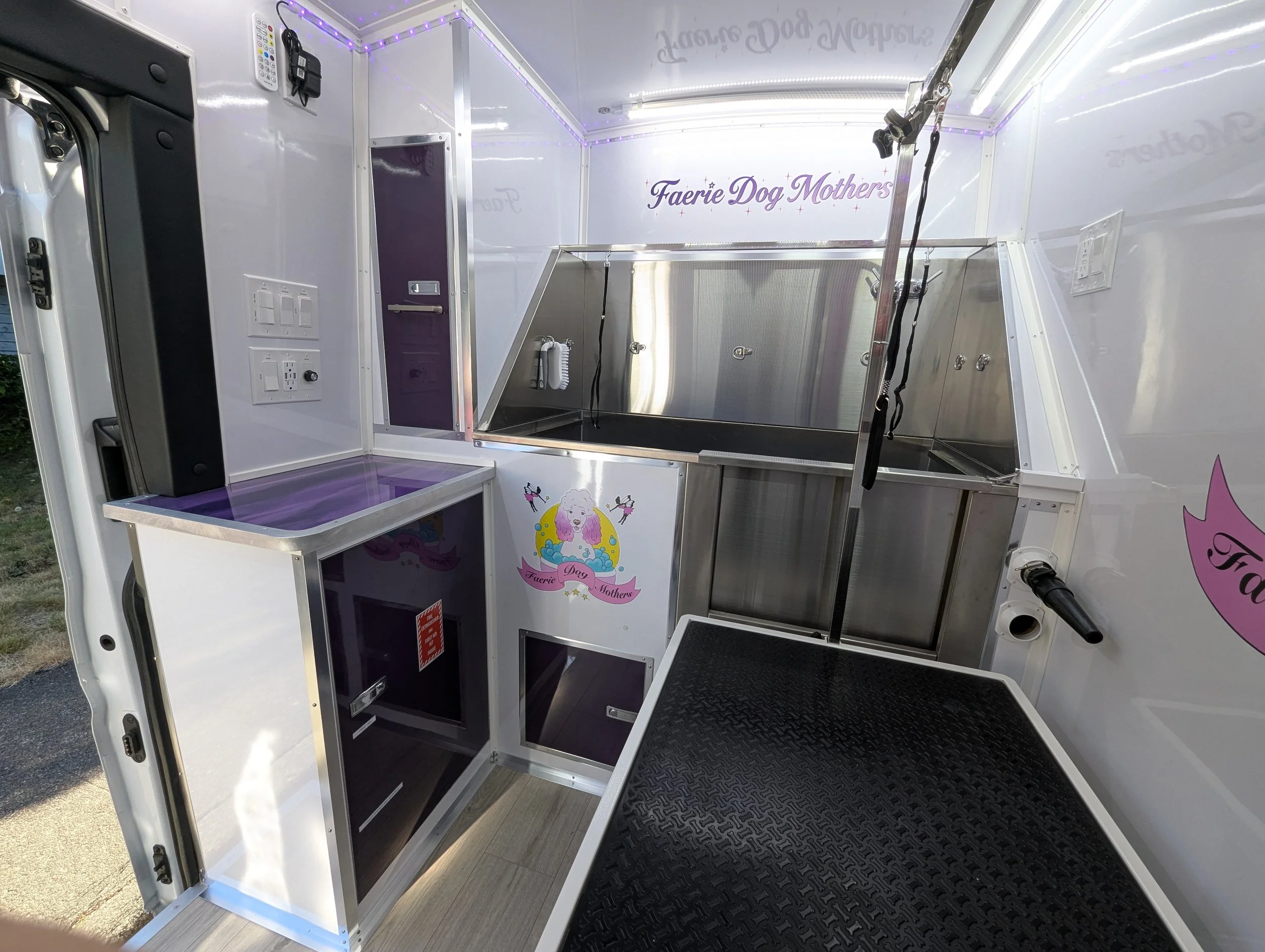 Van Interior - Bath Station