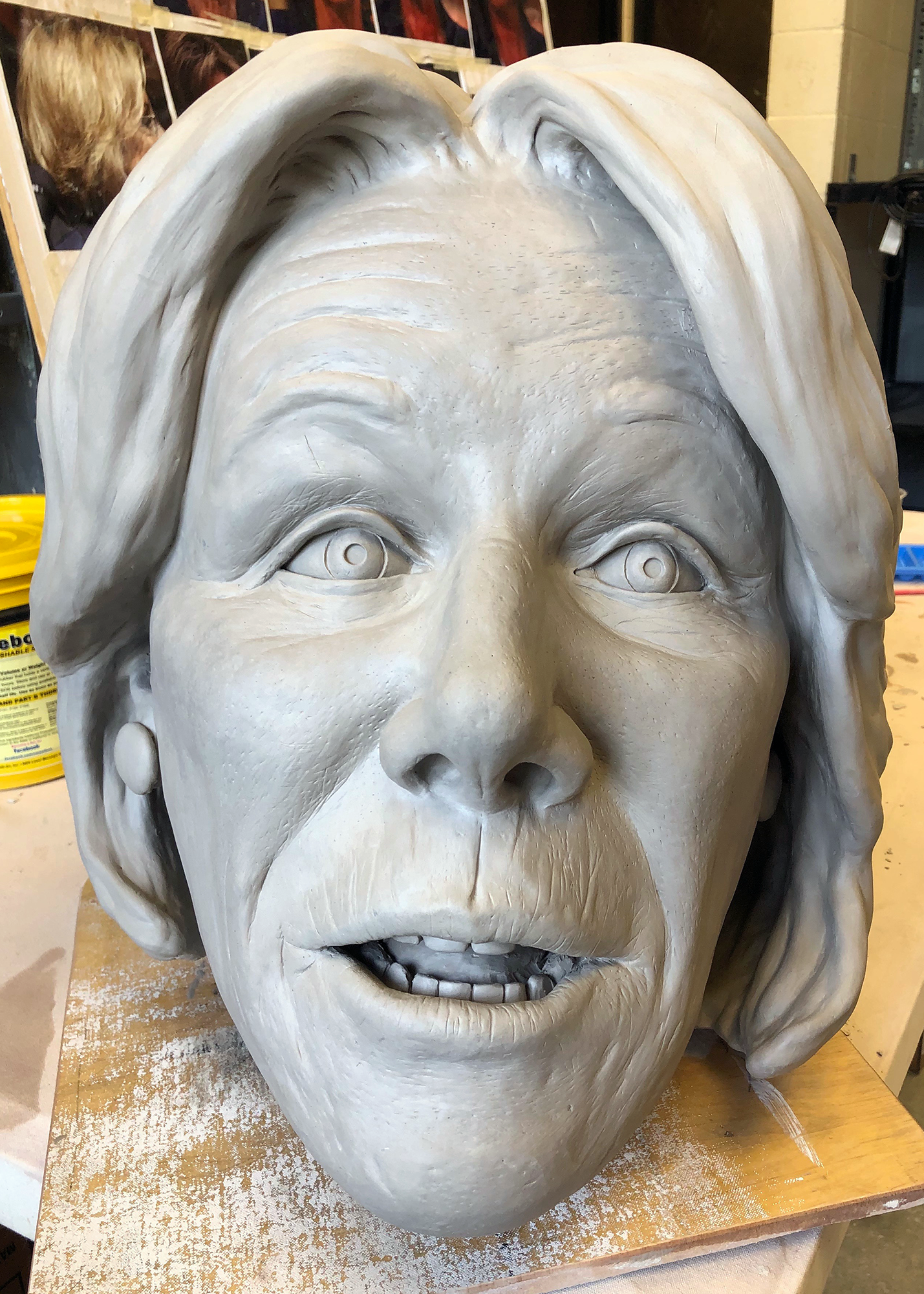 devos-clay-front-2019.png