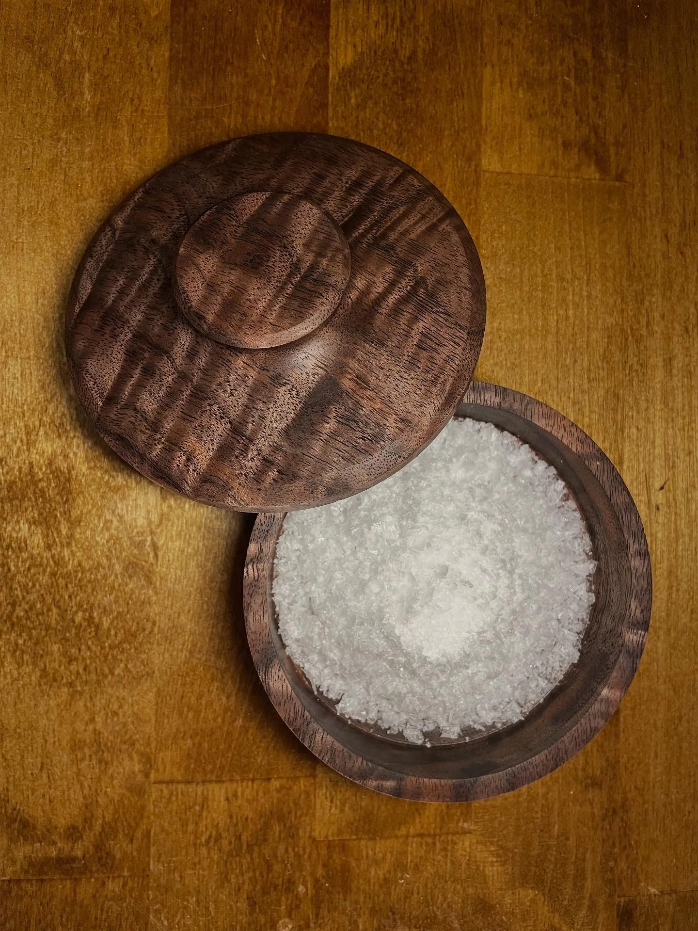 Figured Walnut Salt Box 2.JPG
