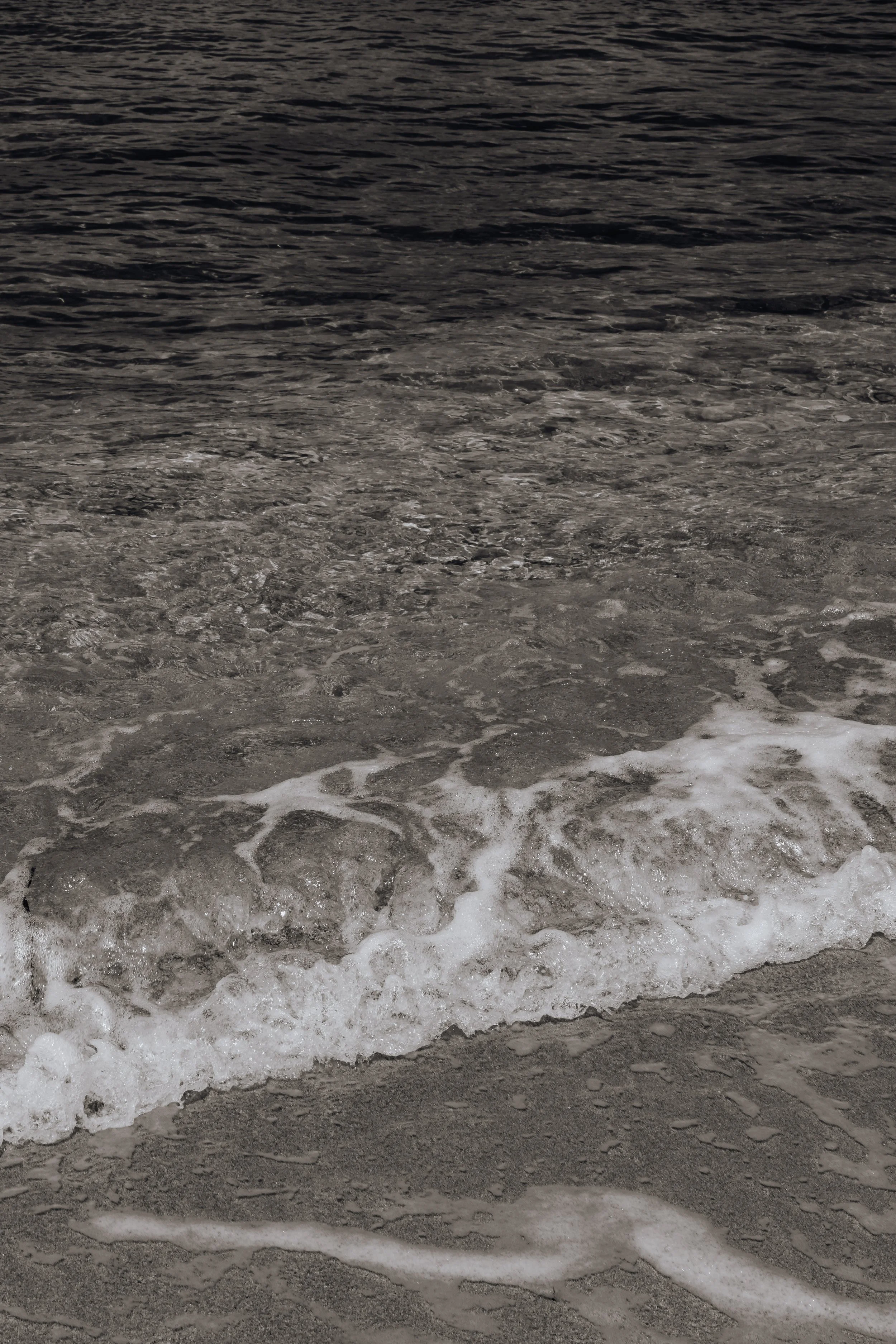 kaboompics_beach-vibes-a-collection-of-stunning-backgrounds-sand-waves-31611 (1).jpg