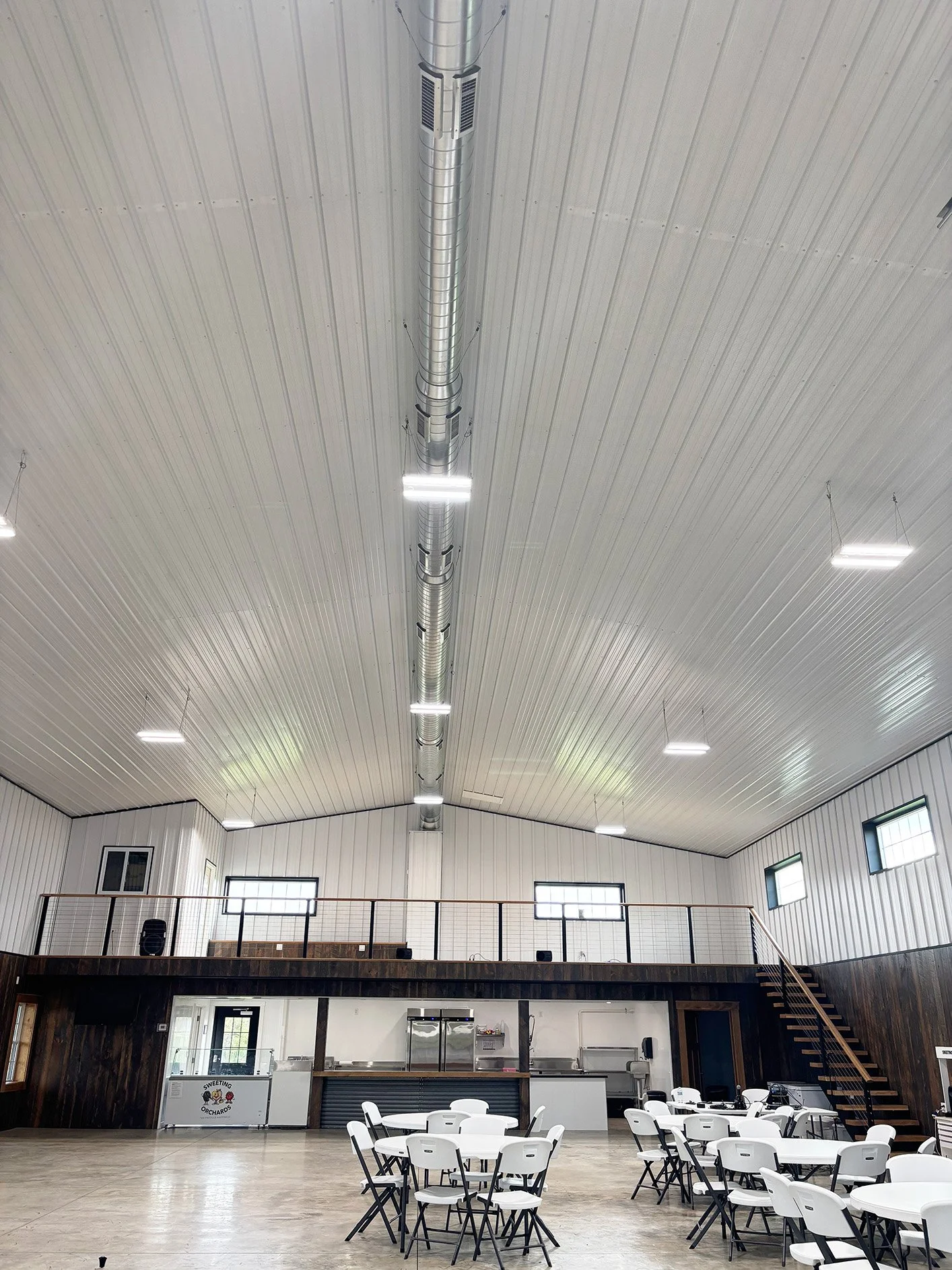 barn_inside-decor-6_001.jpg