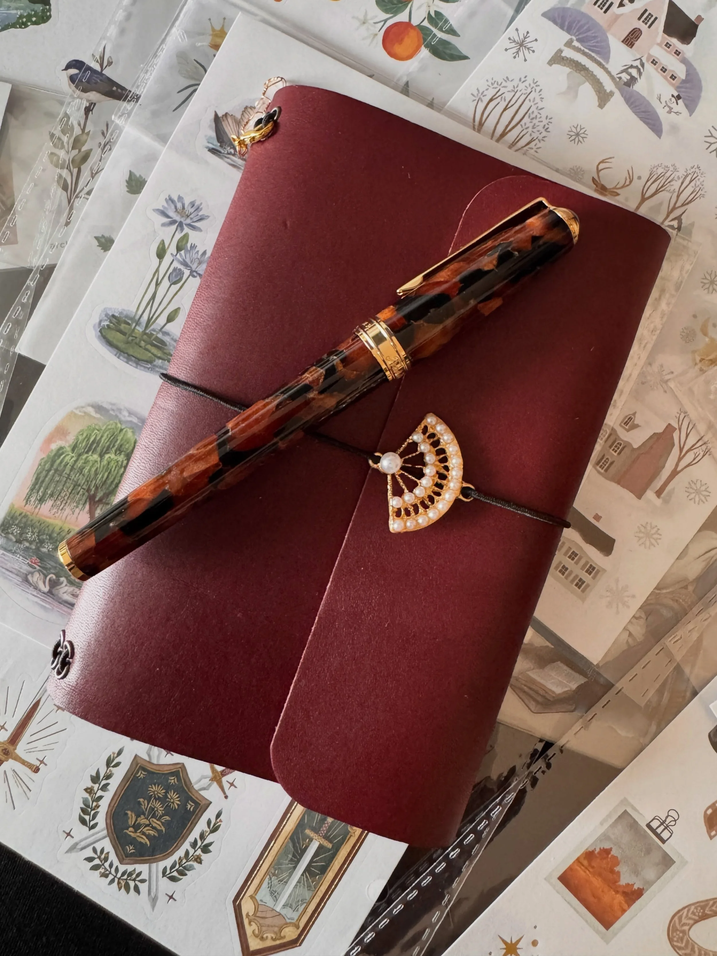 🤎 Friends, we are still dreaming up our Fall pop-ups for you! Meanwhile, if you have bought something from us and are enjoying your selections, please tag us? 🥰 We want to see you enjoying your newly cherished treasures. #stationery #minneapolis