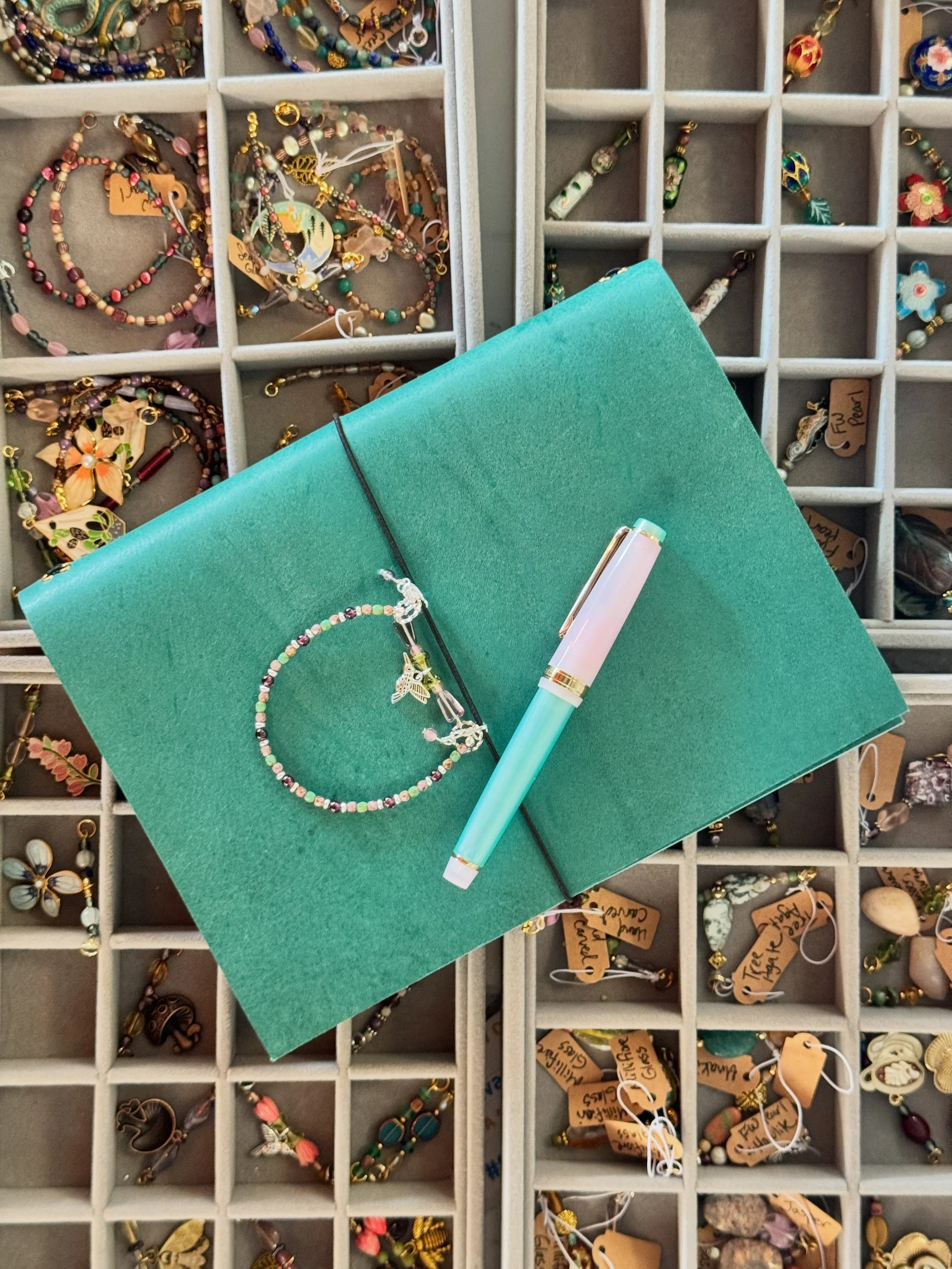 💚💜 Oh, to be so, so delighted by a new @maisonrosenewyork journal to accompany your rituals for life! Pair it with some of our favorite Journal Jewels by Sarah Campbell, a local maker. 

See you tomorrow at @s.k.coffee - Saturday October 3, 9am to 
