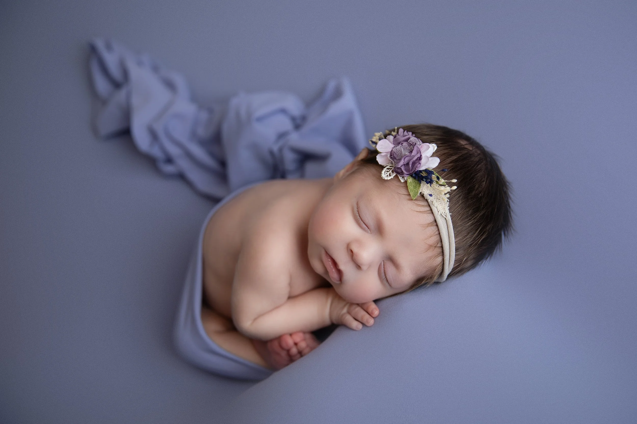 When Should You Book a Newborn Photographer in Apex, NC?