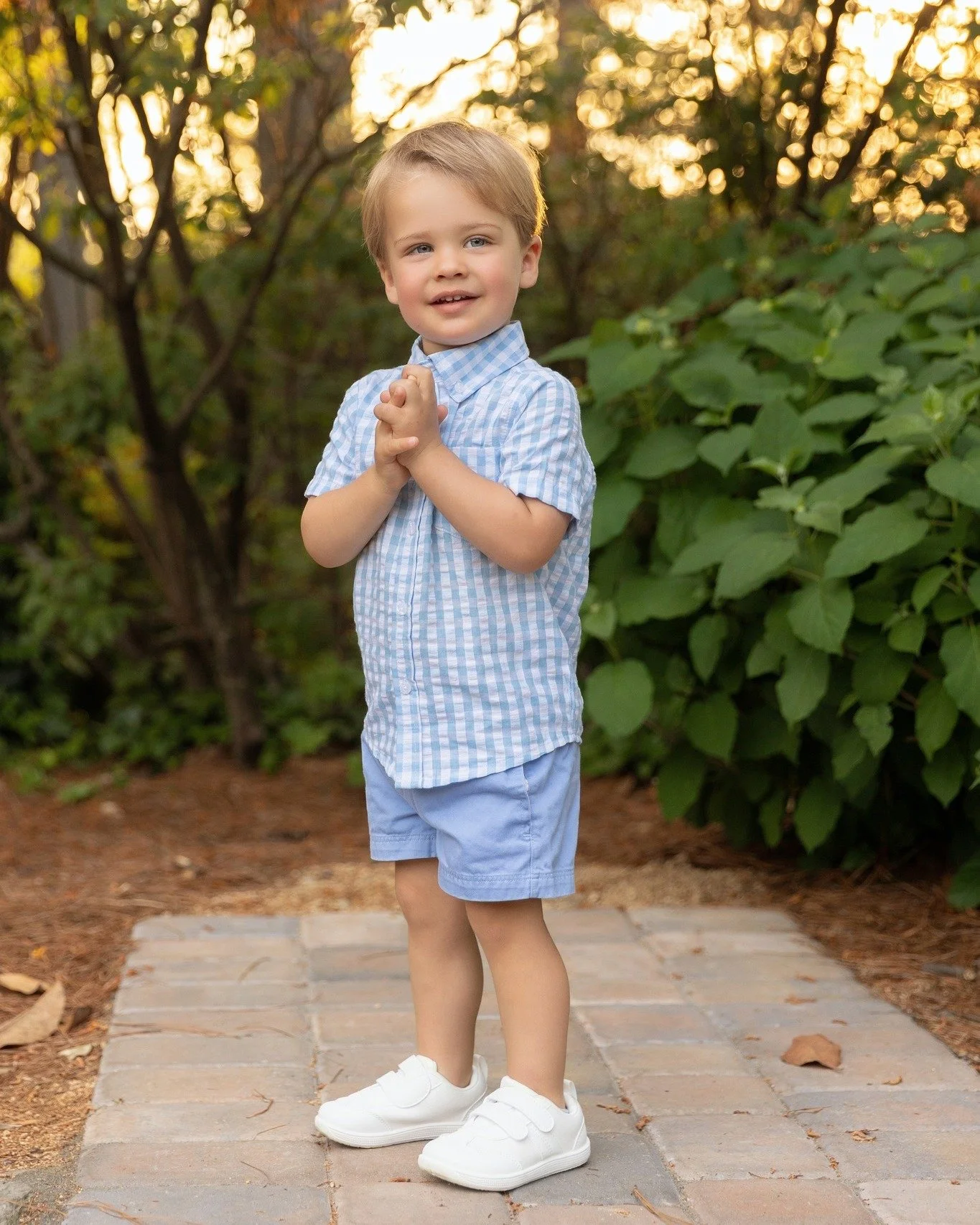 Golden hour, sweet smiles, and all the personality 💛

Benjamin absolutely stole the show during this session. Two year olds keep us on our toes, but those little expressions, cuddles with mama, and playful moments are always worth it. These are the 