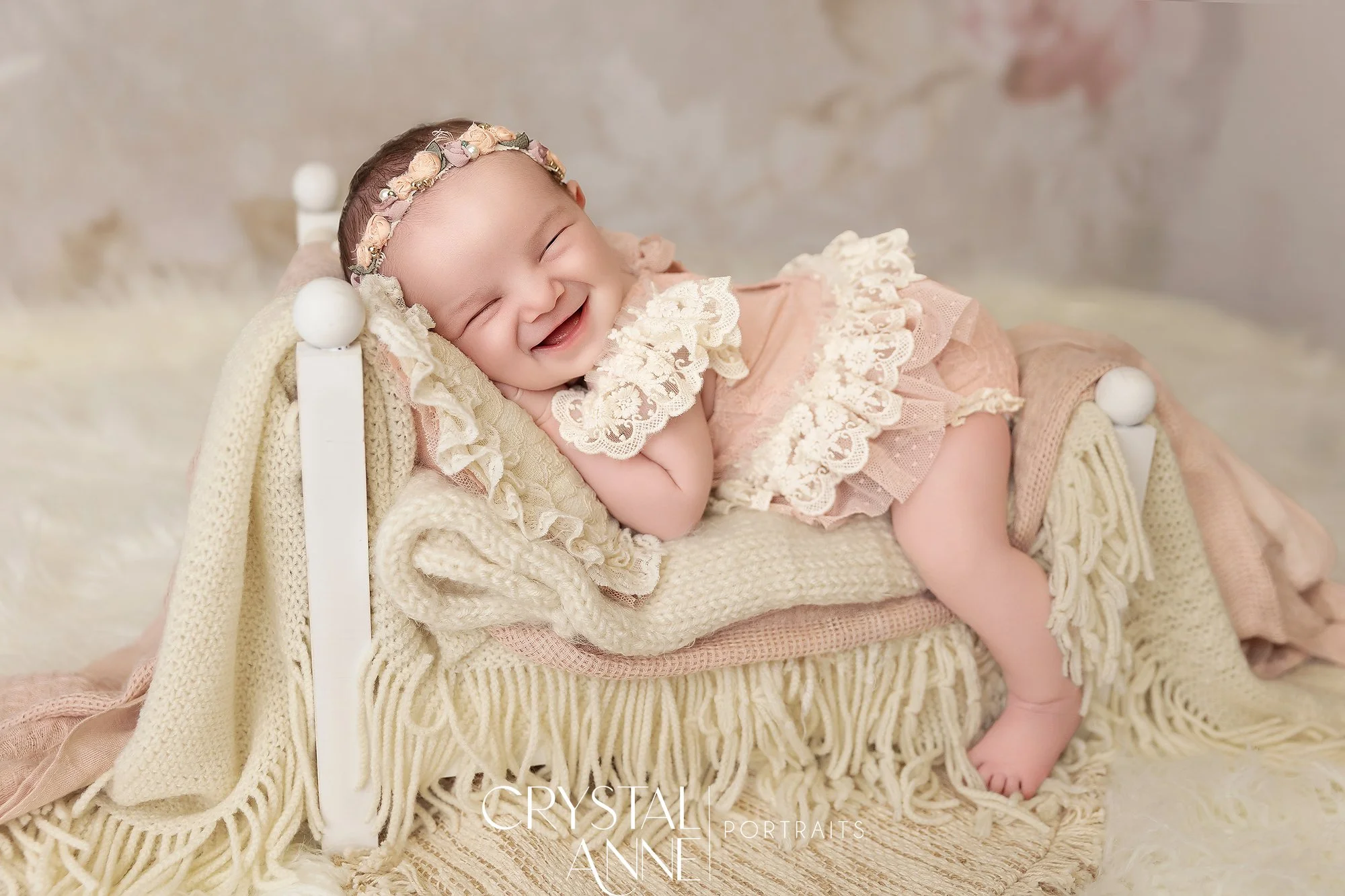 Sweet Hattie joined me in the studio today, and while she spent most of her session showing off her serious baby expressions, she surprised us with one perfect smile. 💕 Thankfully, I had my camera ready and was able to capture this precious moment.
