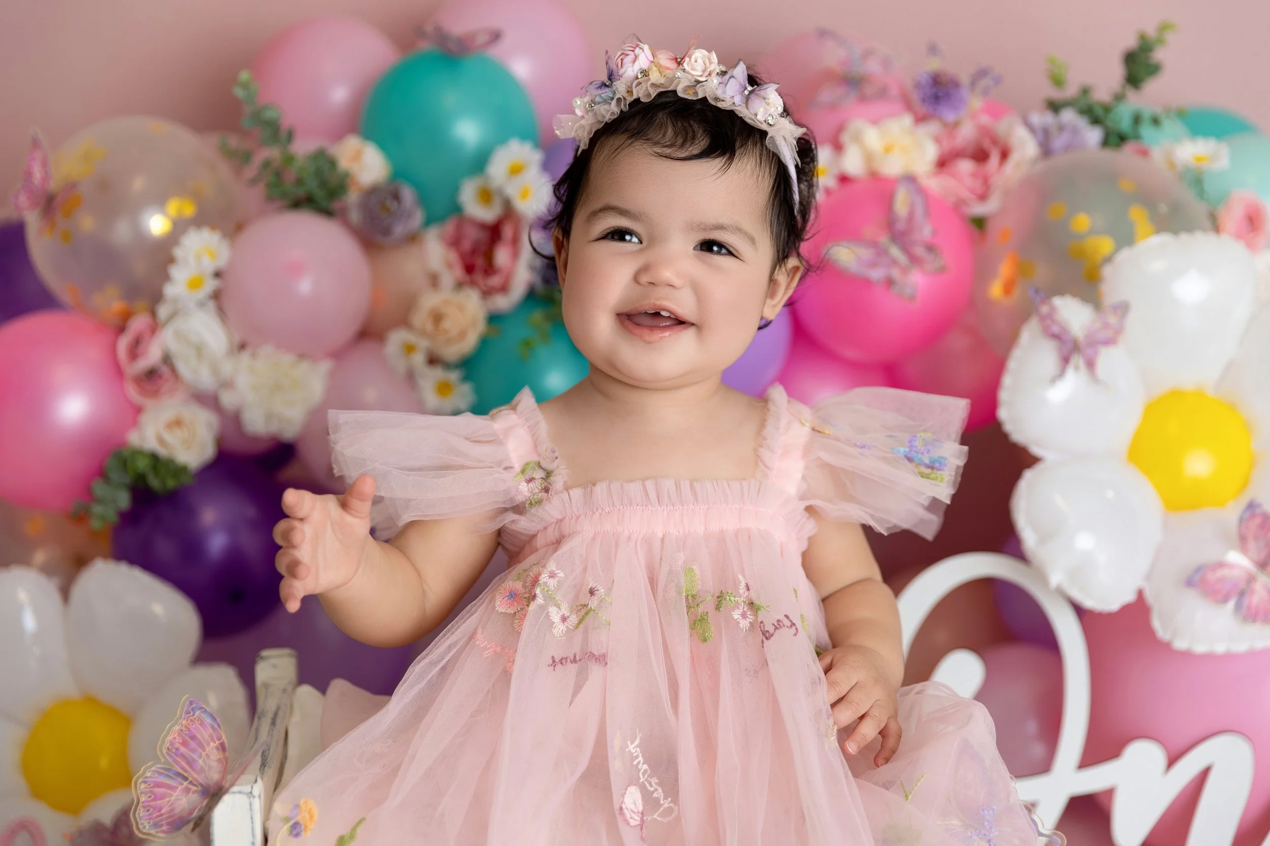 Cake Smash &amp; Milestone Sessions in the Studio