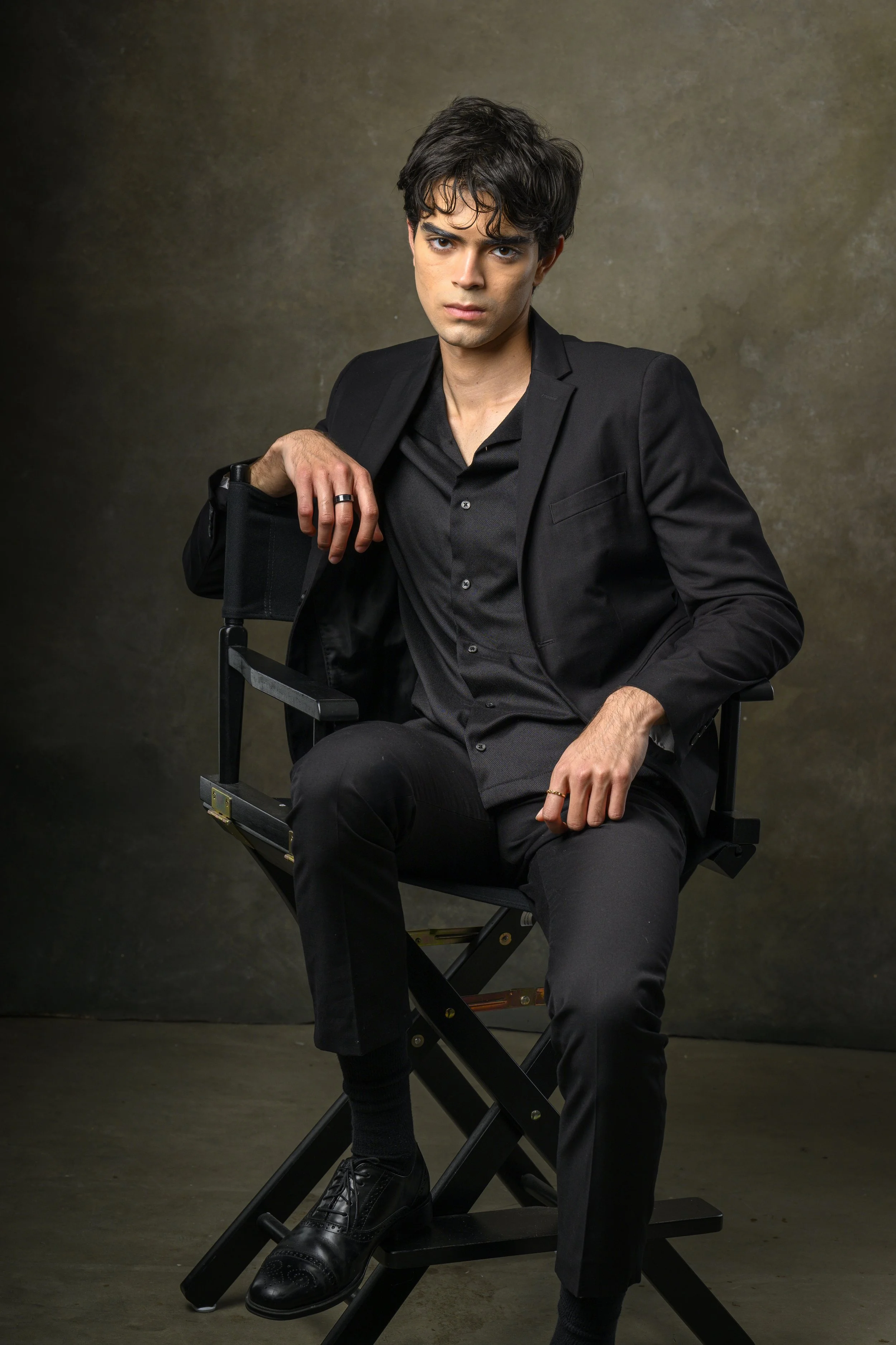 Creative editorial portrait photography for entrepreneurs by Mike Harriel Photography