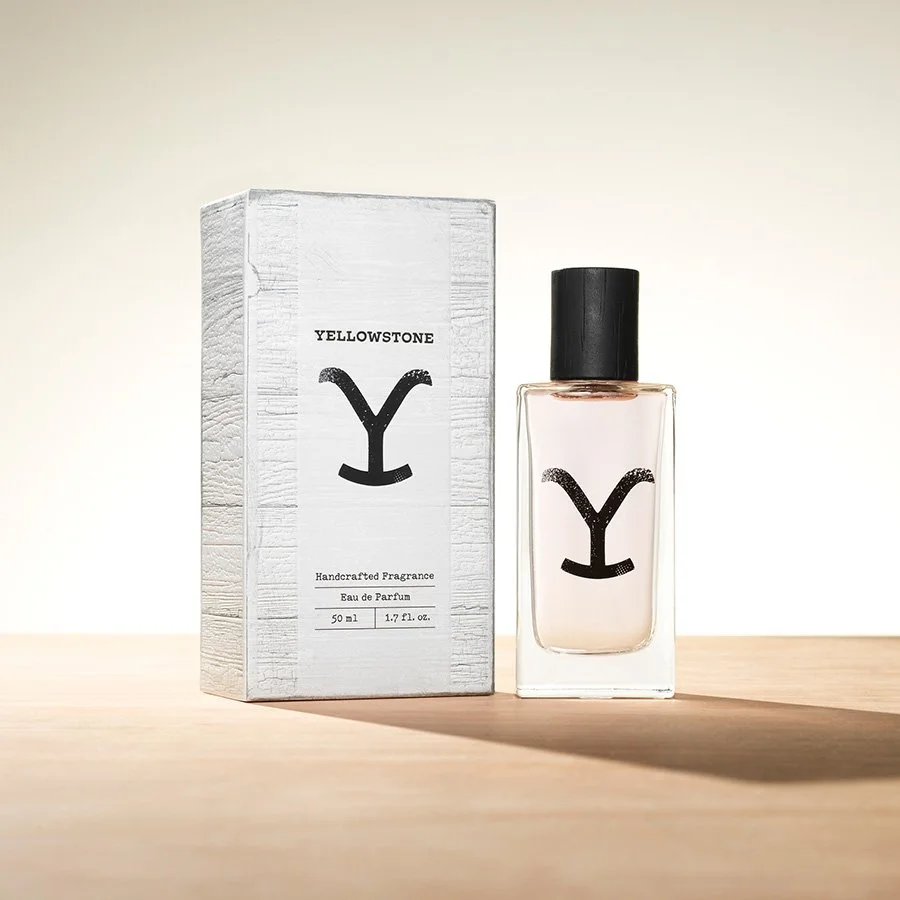 Yellowstone_Women's_Bottle_Carton_0001_r2_900x900px.jpg