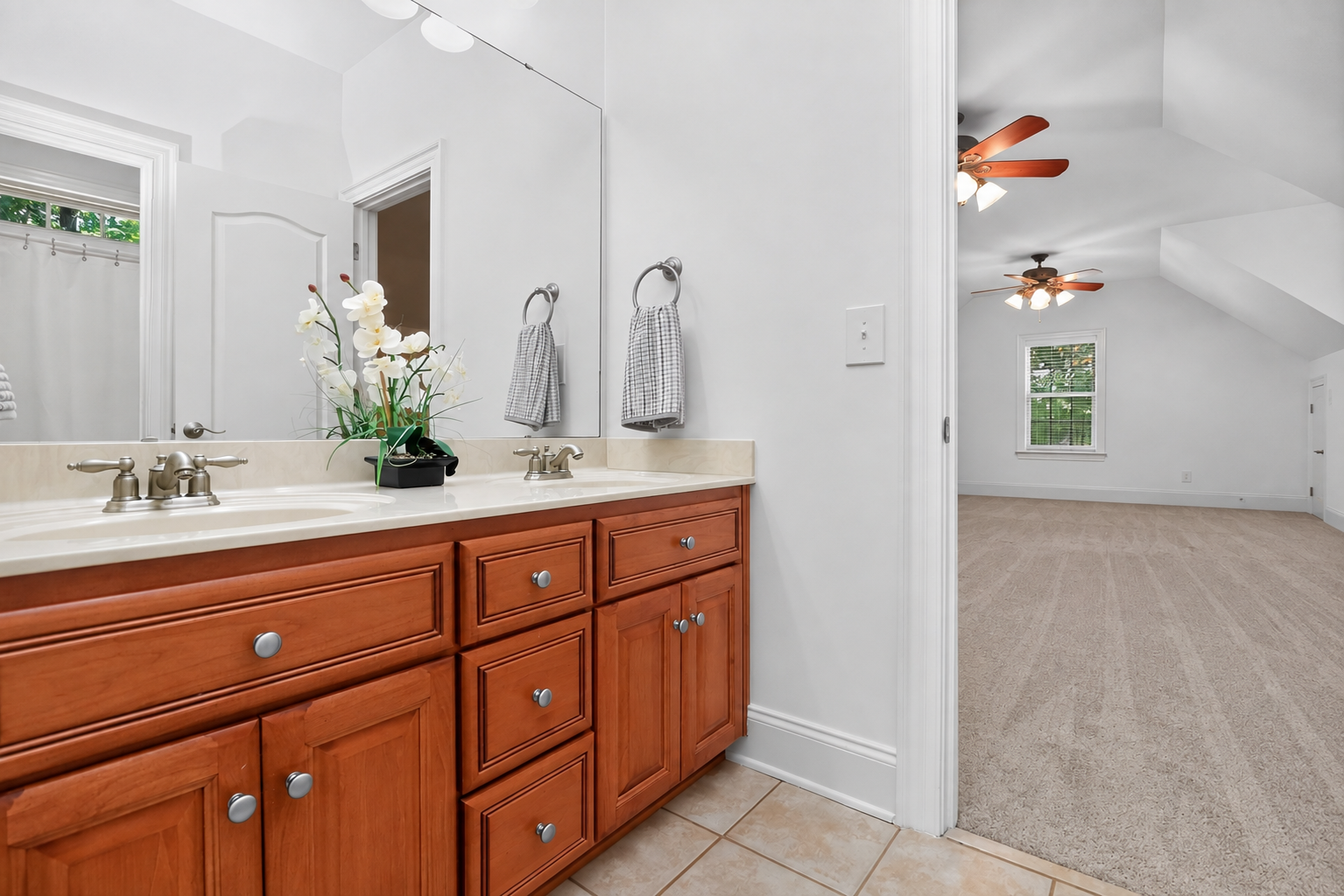 Revised 2nd bath carpet.png