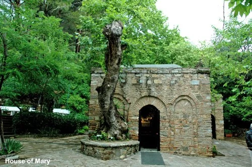 House of Mary in Ephesus.jpg