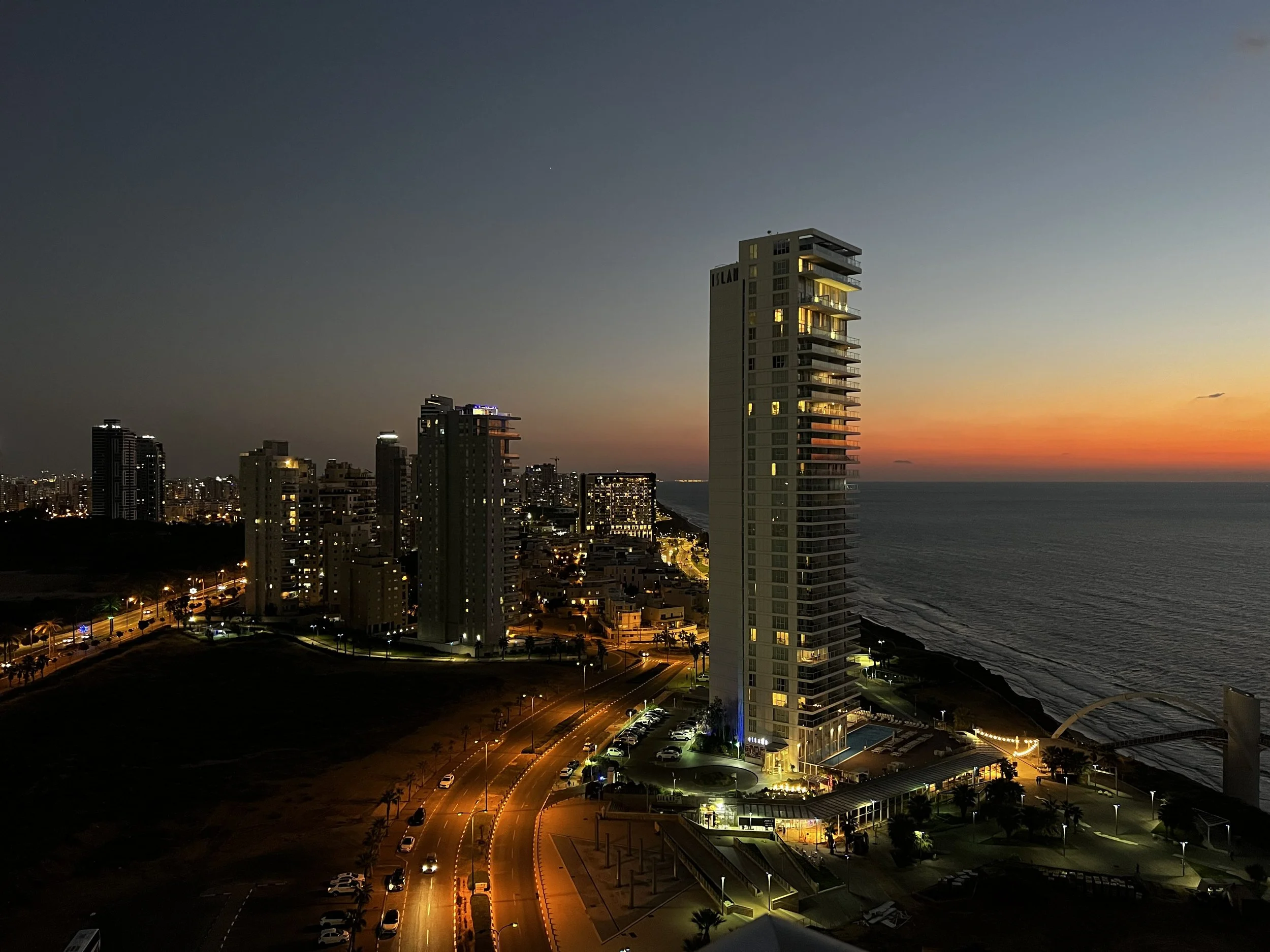 Tel aviv .jpeg