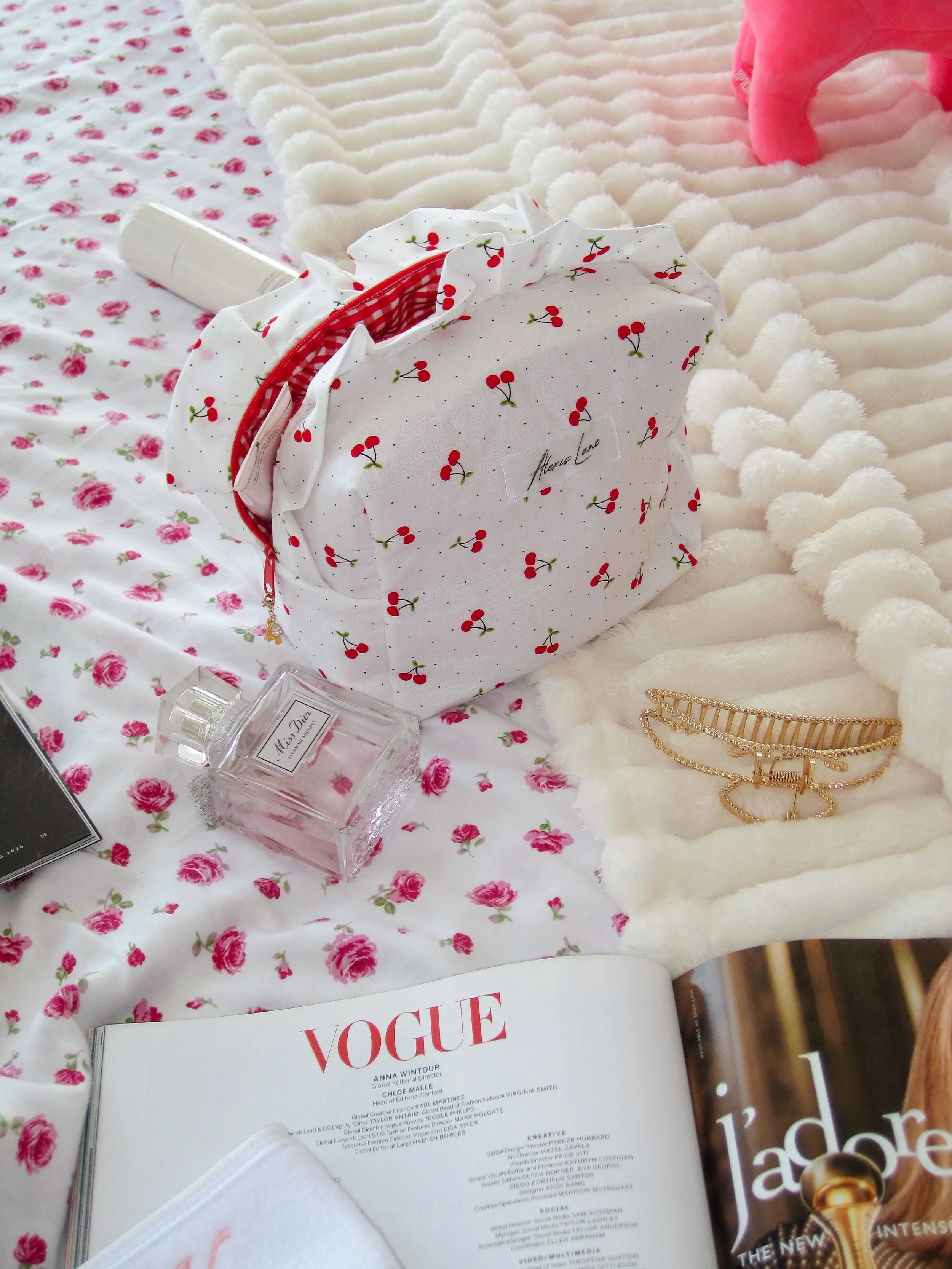 Everyday Essentials Makeup Bag - Cherry