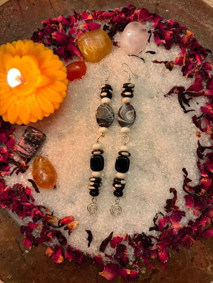 Onyx, Bone & Agate Contra Balance