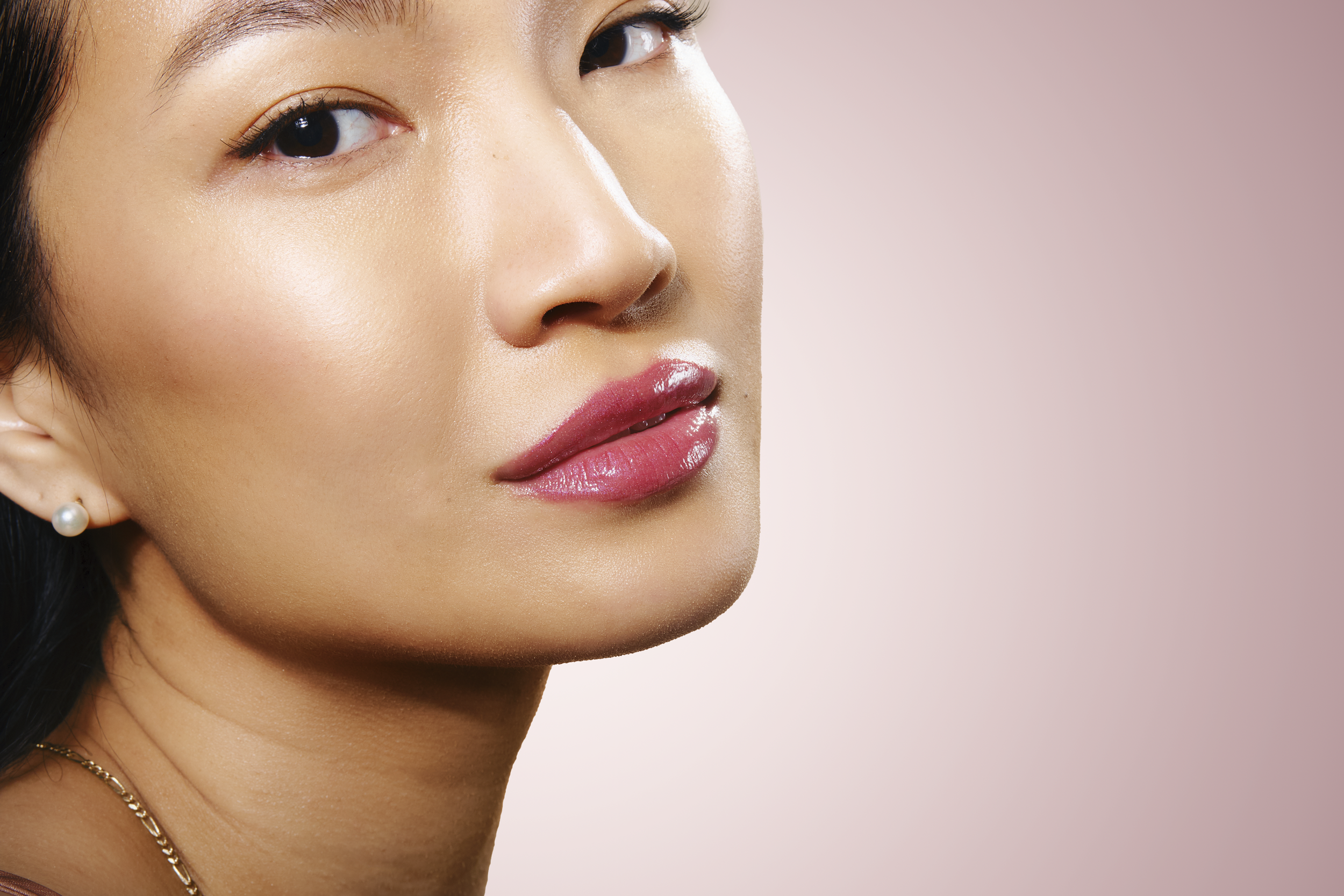 LIFESTYLE_J_DL_BLUSH_RASPBERRY_09 copy.png