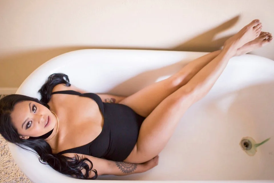 Oakland-Berkeley-Beautiful-Classy-Fun-Boudoir-Photographer-Tattoos-33.jpg