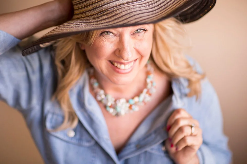 East-Bay-Area-Classy-Fun-Boudoir-Photographer-Berkeley-06.jpg