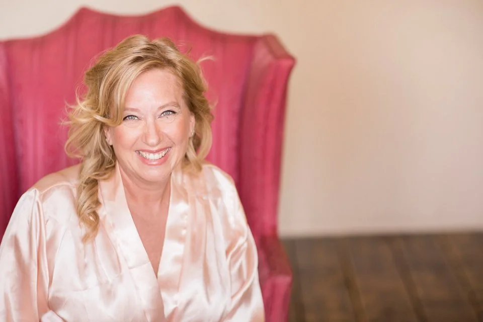 East-Bay-Area-Classy-Fun-Boudoir-Photographer-Berkeley-14.jpg