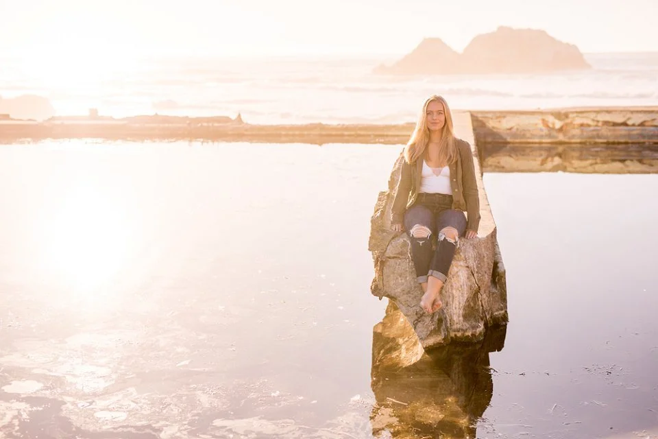 San-Francisco-Free-Spirited-Senior-Portrait-Photographer-Sutro-Baths-02.jpg