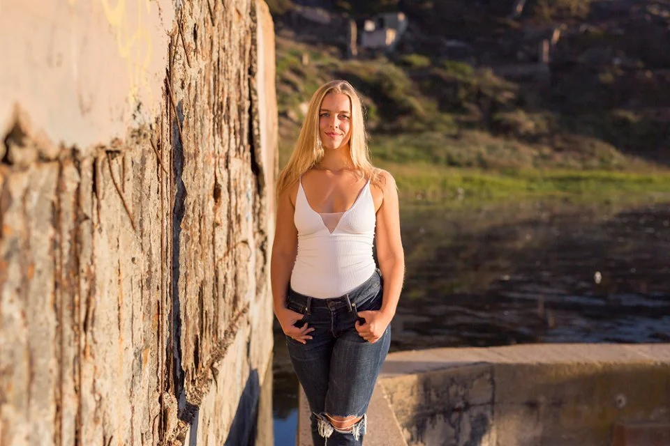San-Francisco-Free-Spirited-Senior-Portrait-Photographer-Sutro-Baths-21.jpg