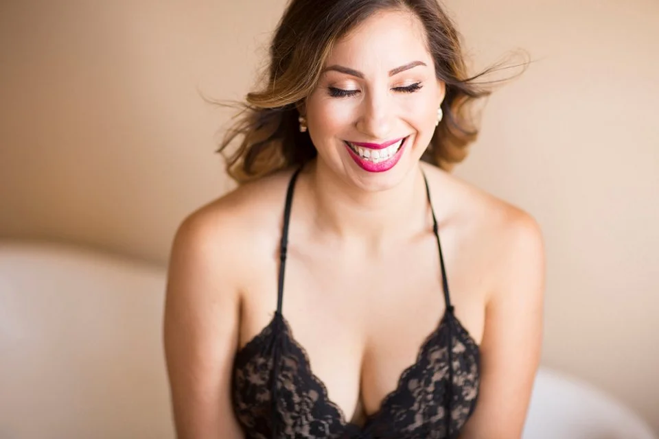 San-Francisco-Bay-Area-Fun-Classy-Boudoir-Photographer-15.jpg