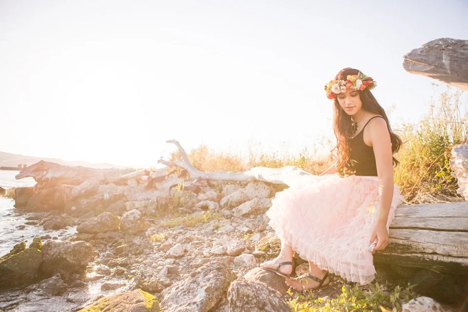 Benicia-Authentic-Fun-Bohemian-High-School-Senior-Lifestyle-Photographer-09.jpg
