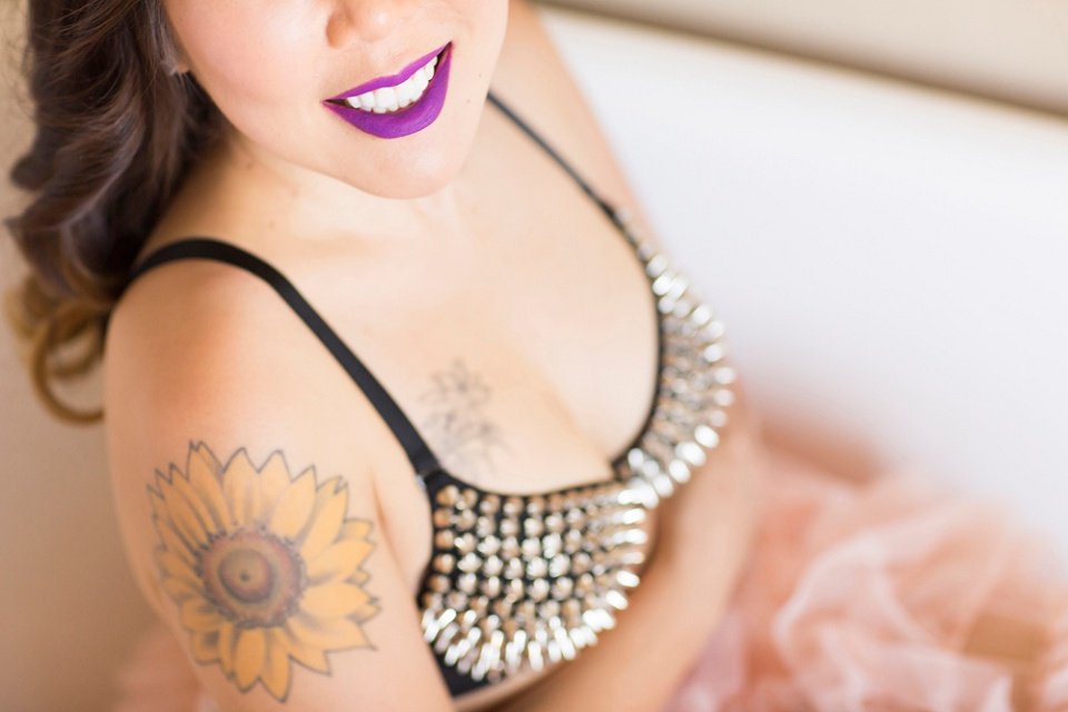 Classy-San-Francisco-Bay-Area-Adventurous-Boudoir-Photographer-17.jpg