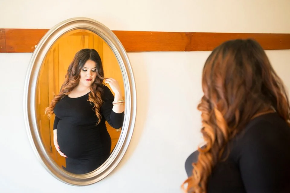San-Francisco-Bay-Area-Classy-Maternity-Boudoir-Photographer-09.jpg