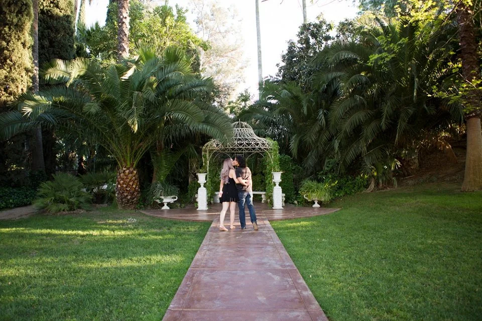 Sacramento-Engagement-Wedding-Photographer-Grand-Island-Mansion-04.jpg