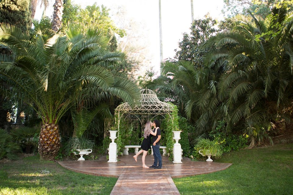 Sacramento-Engagement-Wedding-Photographer-Grand-Island-Mansion-10.jpg