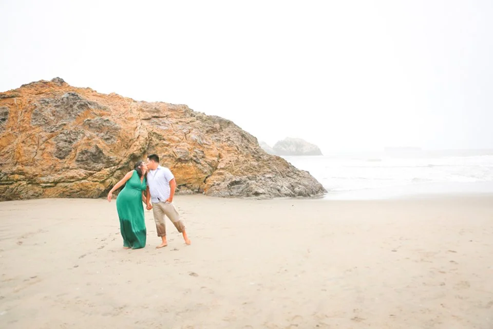 San_Francisco_Bay_Area_Ocean_Beach_Maternity_Photographer_54.jpg