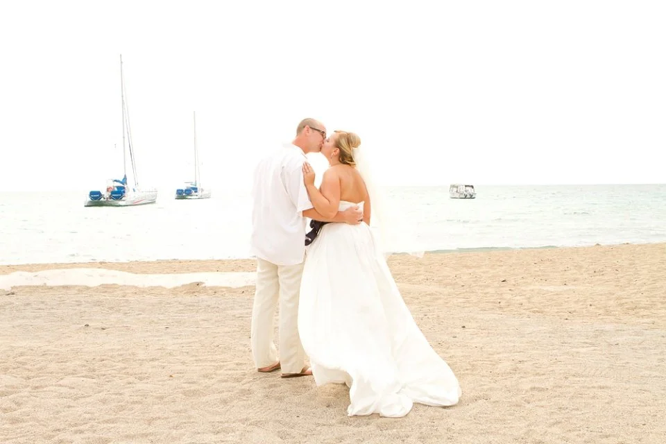Intimate Island Style Wedding Photographer | Waikoloa Beach Marriott Big Island Hawaii