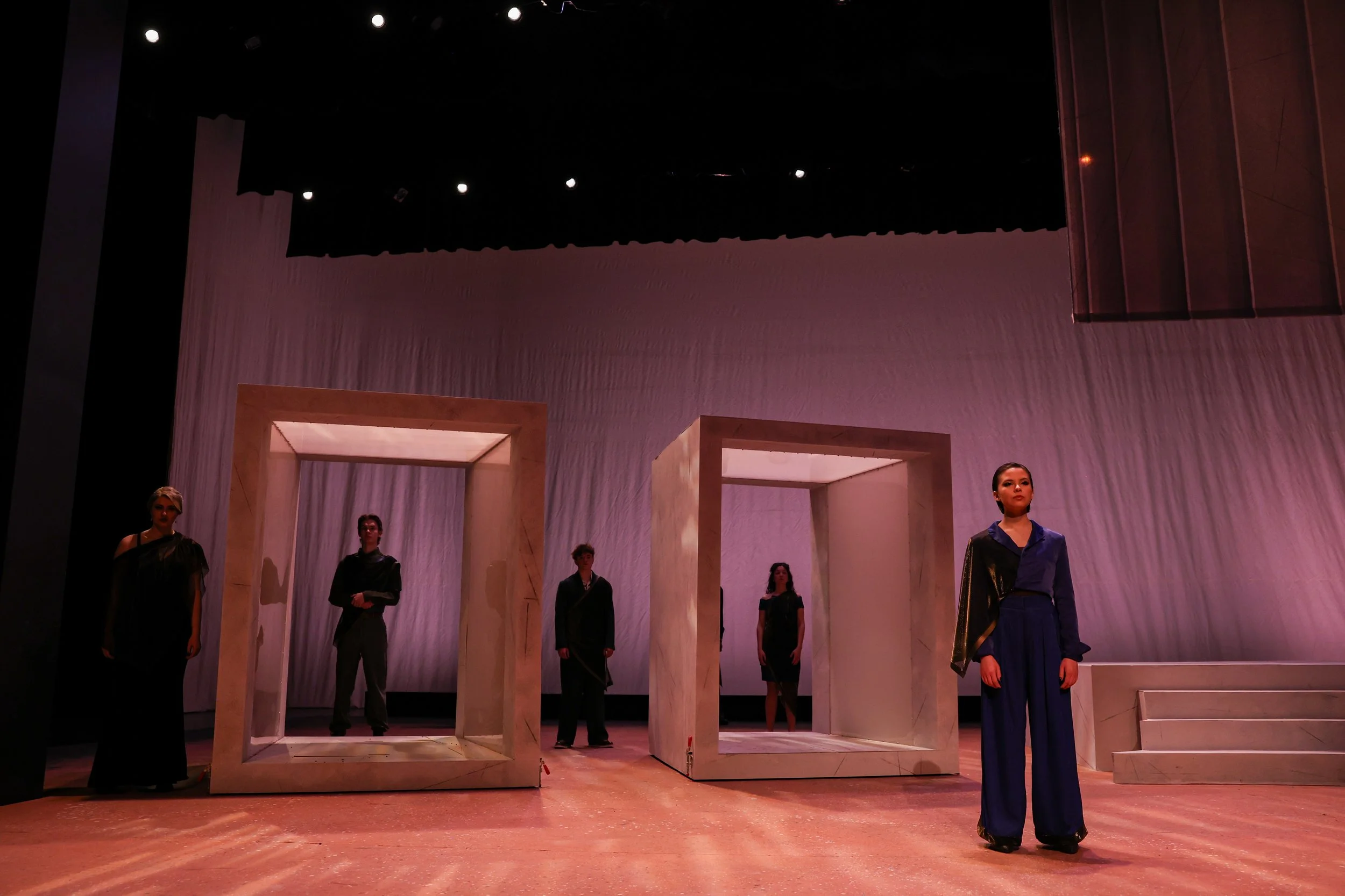 Antigone_Hamline-0170.jpg