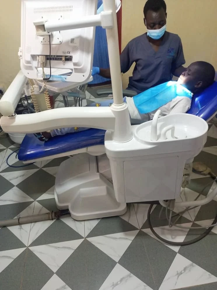 harunaatthedentist.JPG