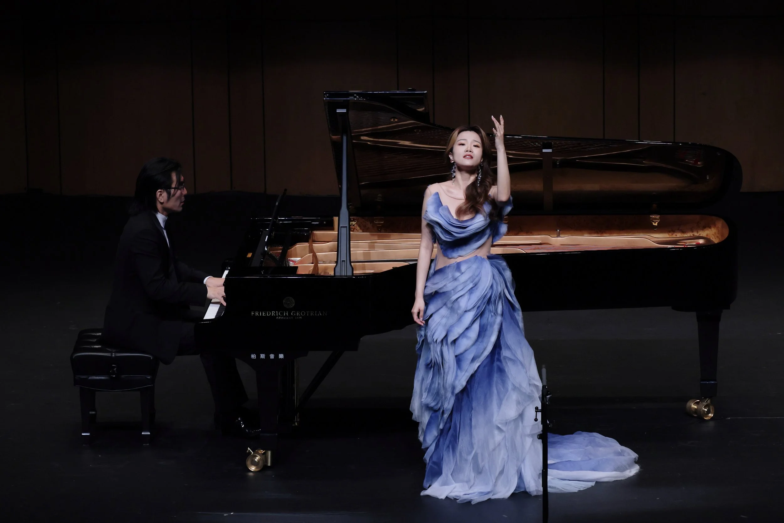 Solo Recital
Shanghai Grand Theatre, Shanghai