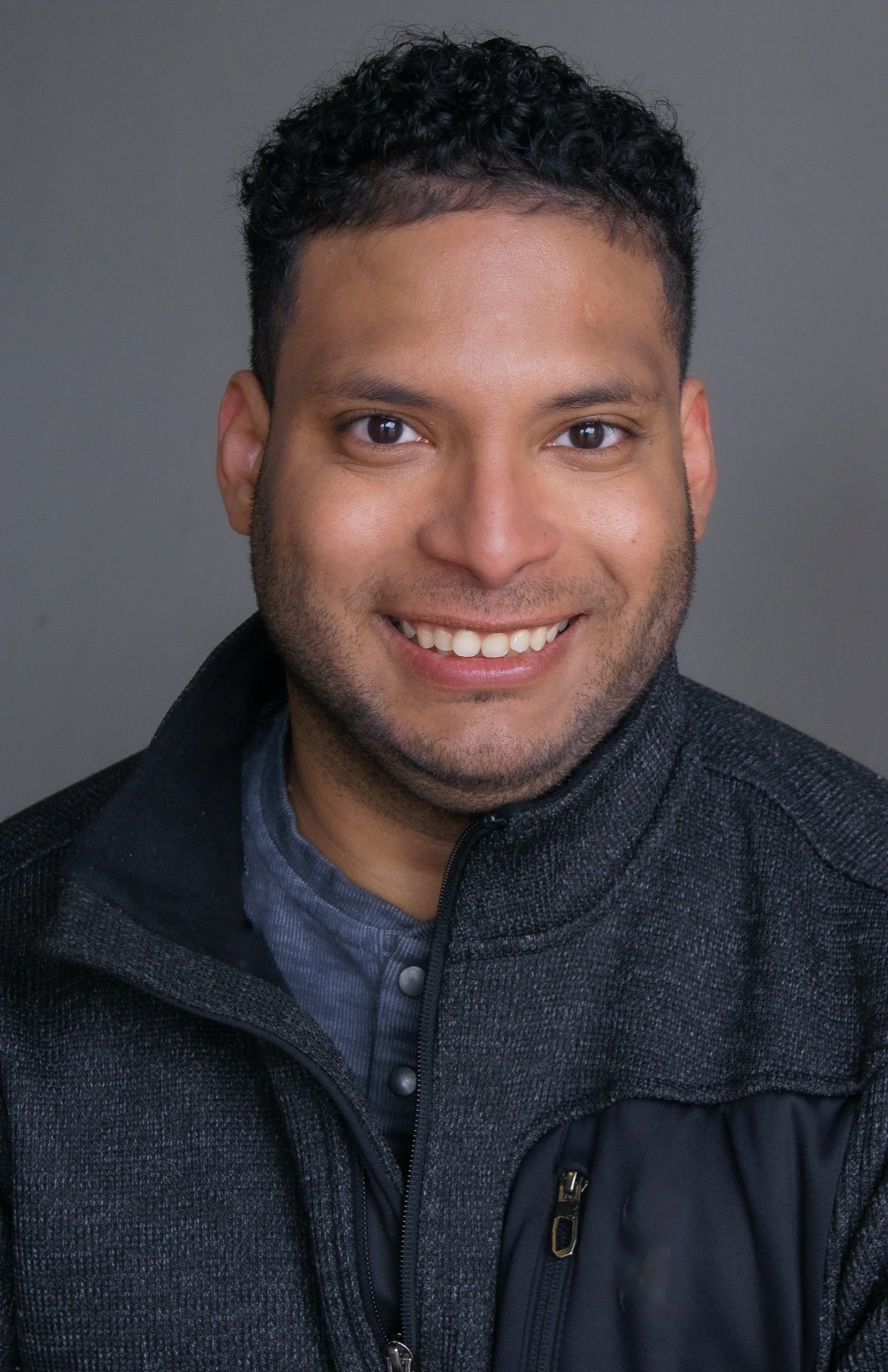 FelipeHernandez-Headshot48.jpg