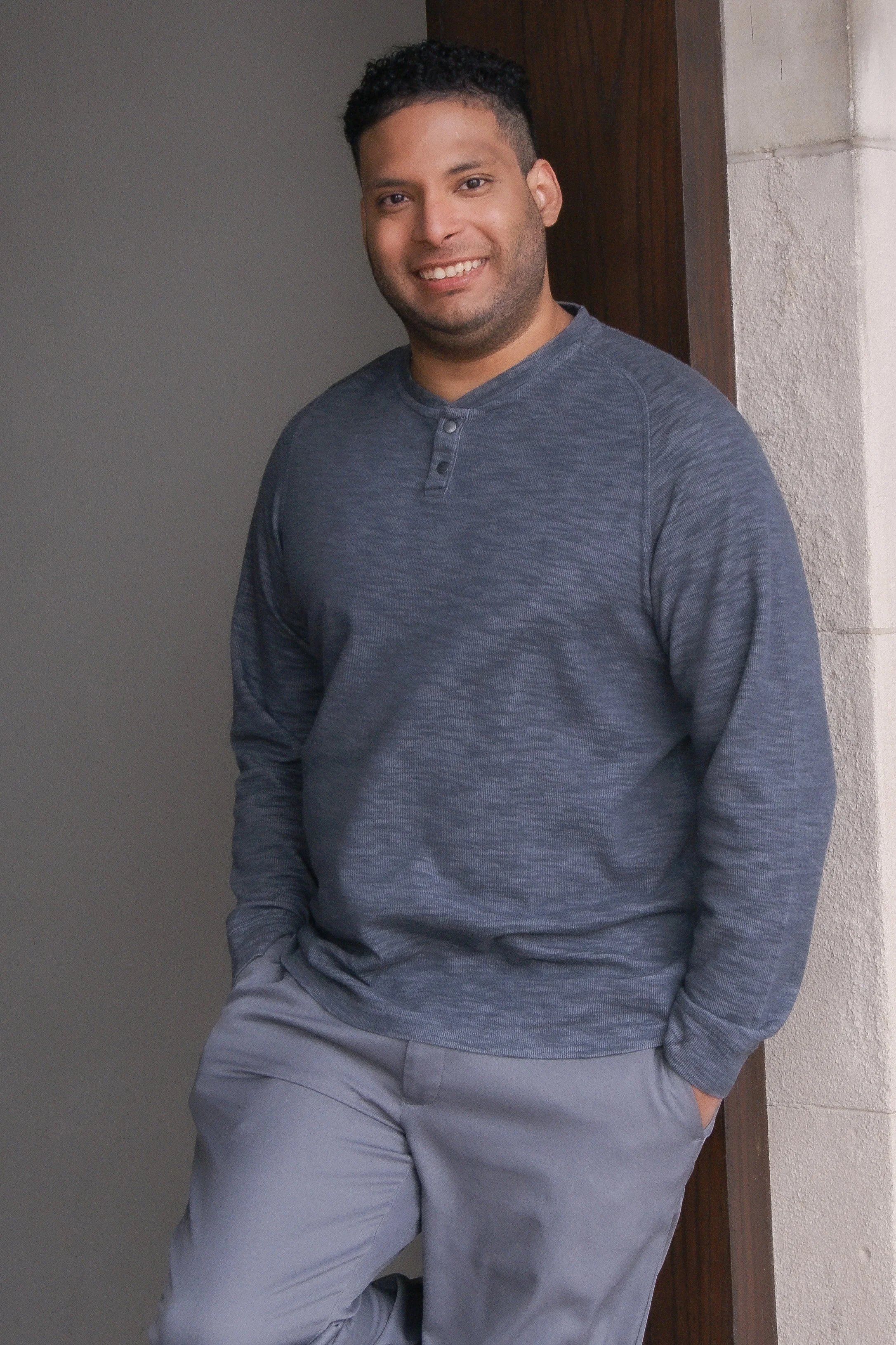 FelipeHernandez-Headshot262.jpg