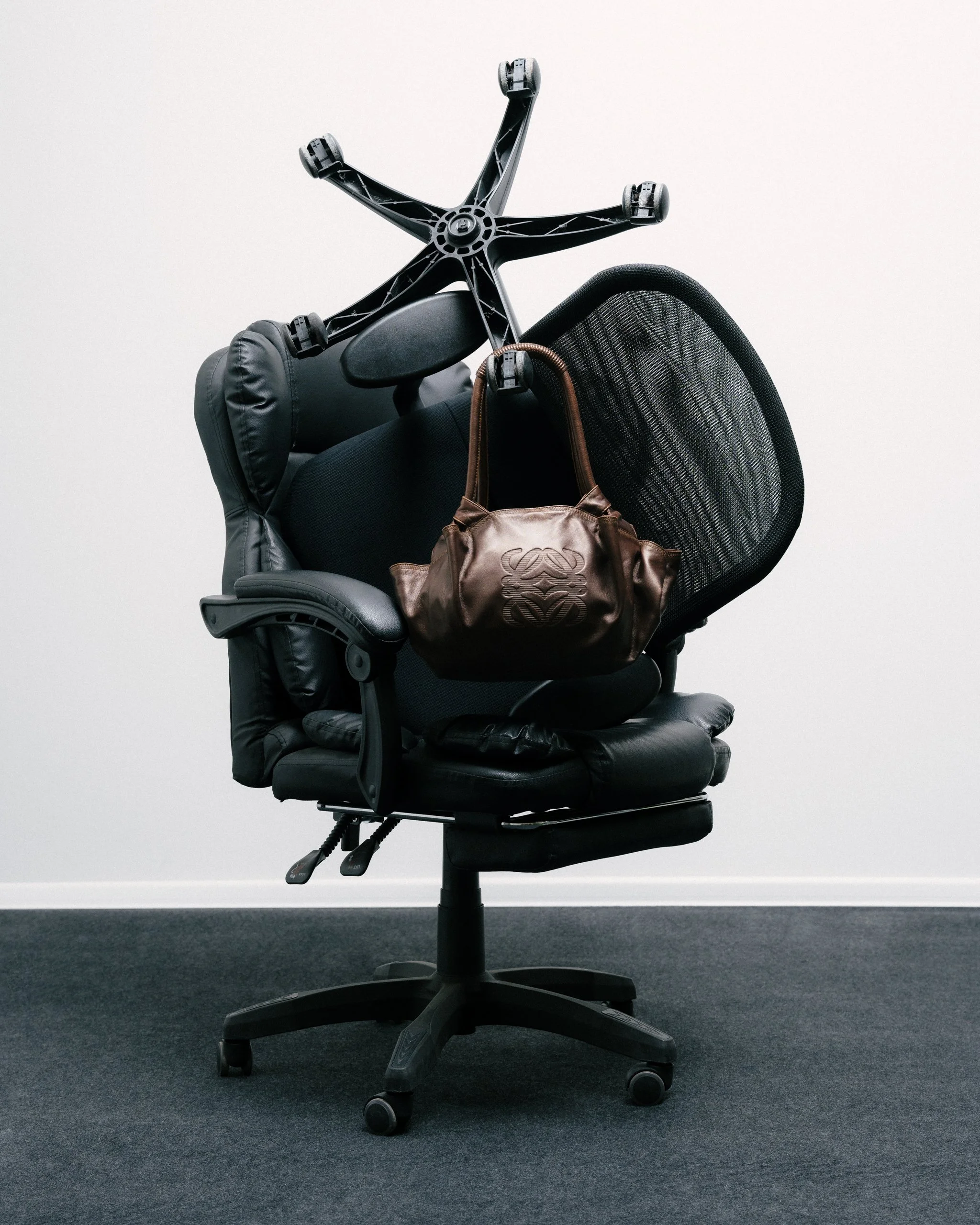 2025-01-BusinessAsUnusual-by-LeonGrunau-SickyMag-15.jpg
