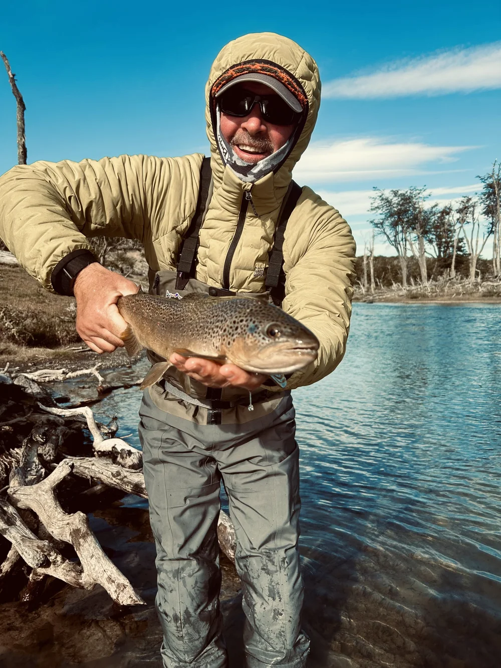 Fly fishing on the Upper Rio Grande in Tierra del Fuego