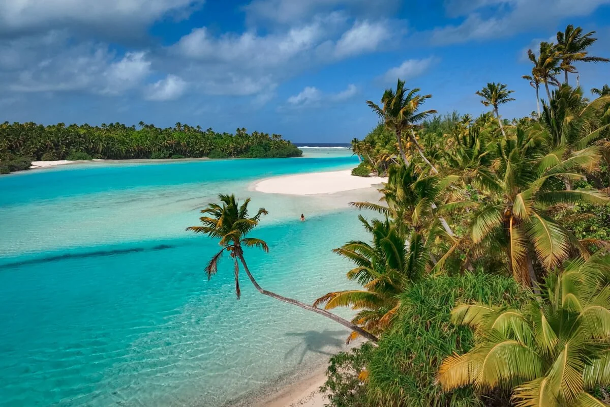 one-foot-island-aitutaki-cook-islands.jpg