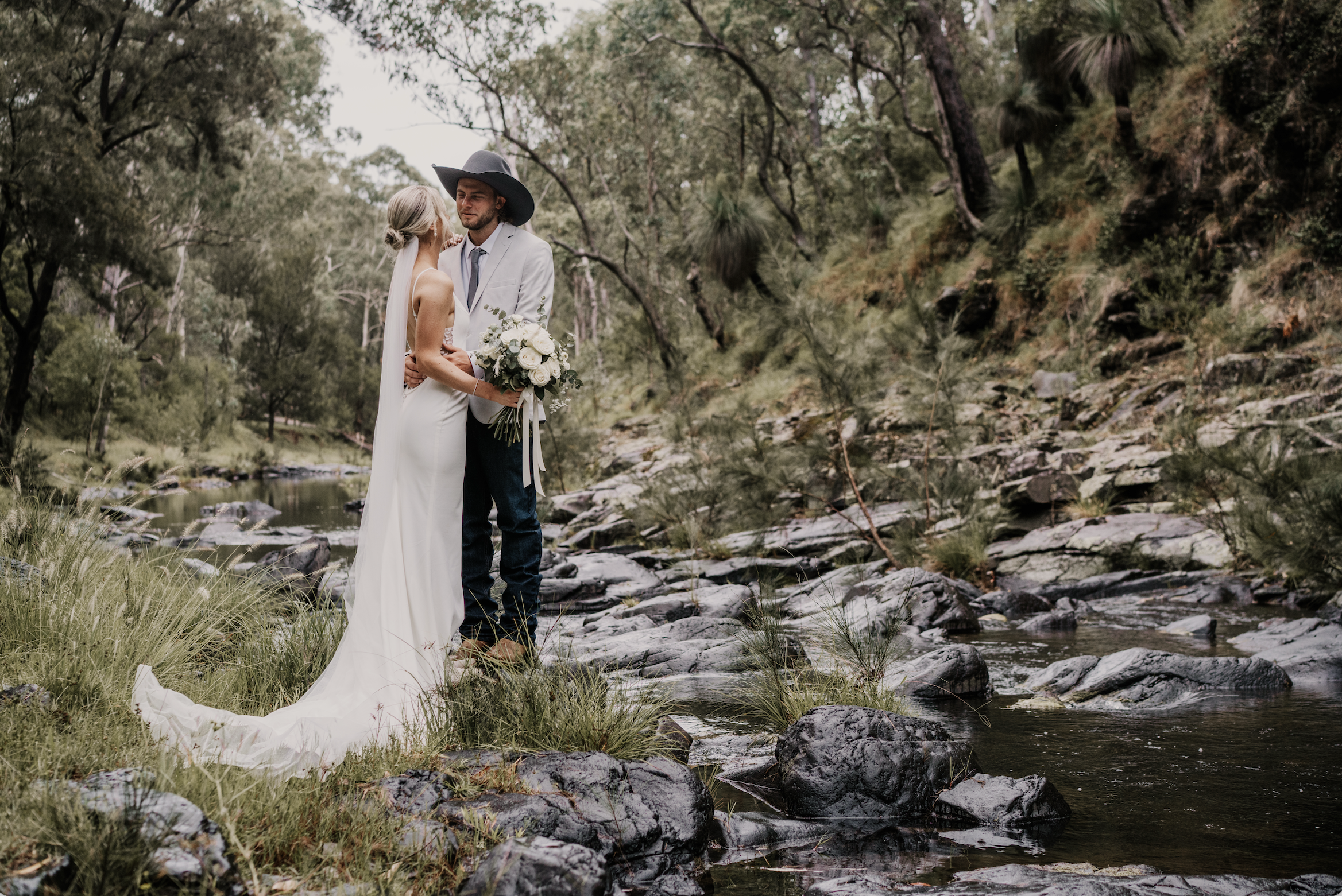 Wedding storytelling videographer capturing real moments