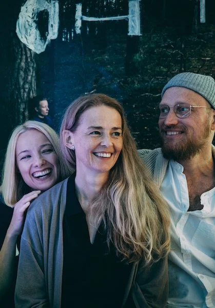 SIBLINGS (2023)