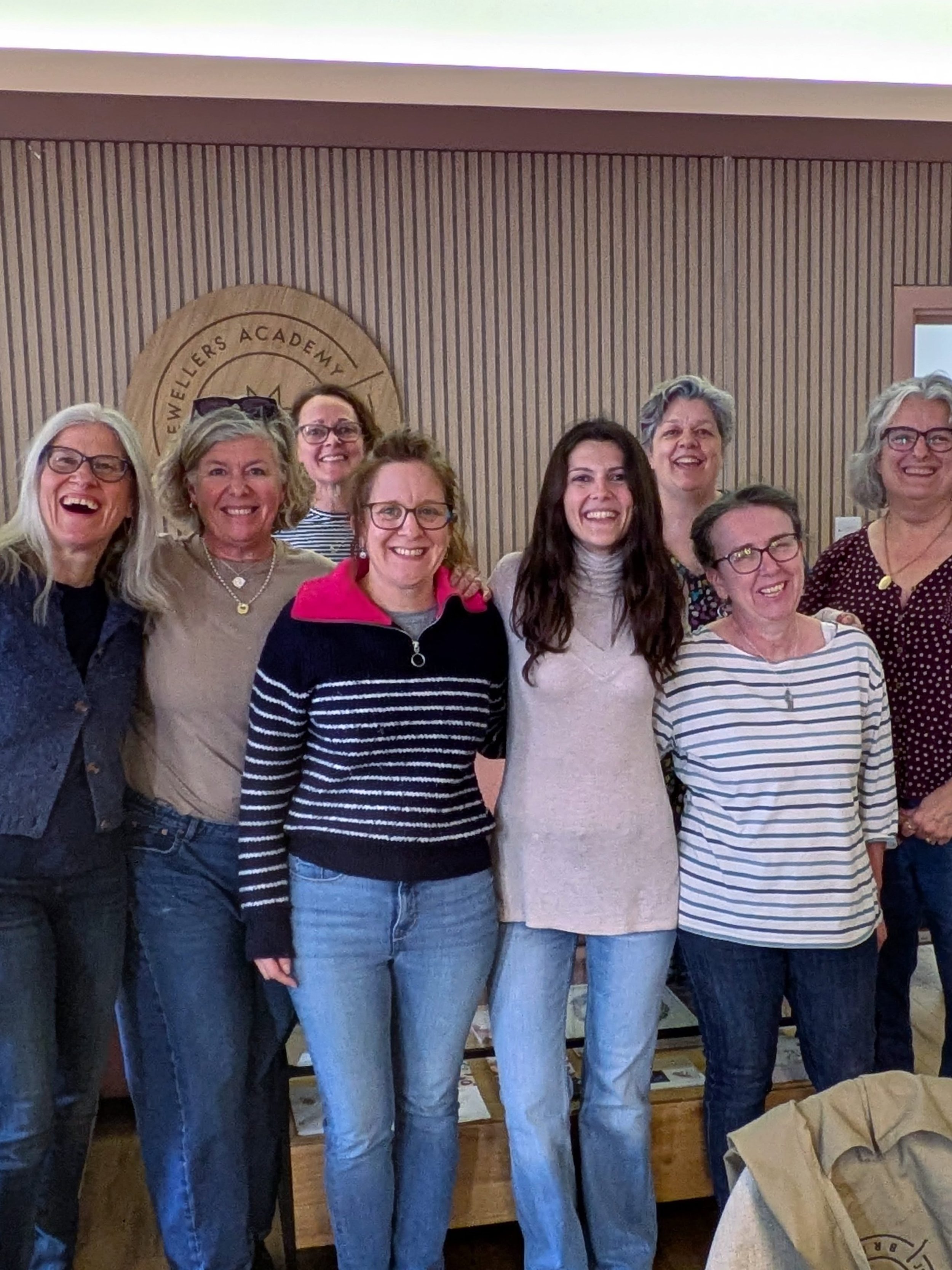 ✨ The Best Week in Brighton ✨

A huge thank you to @jewellersacademybrighton for such an incredible week!

It started with two days of filming for my upcoming online course on Mitsuro Hikime (stay tuned! 👀✨), followed by my two-day intensive Mitsuro