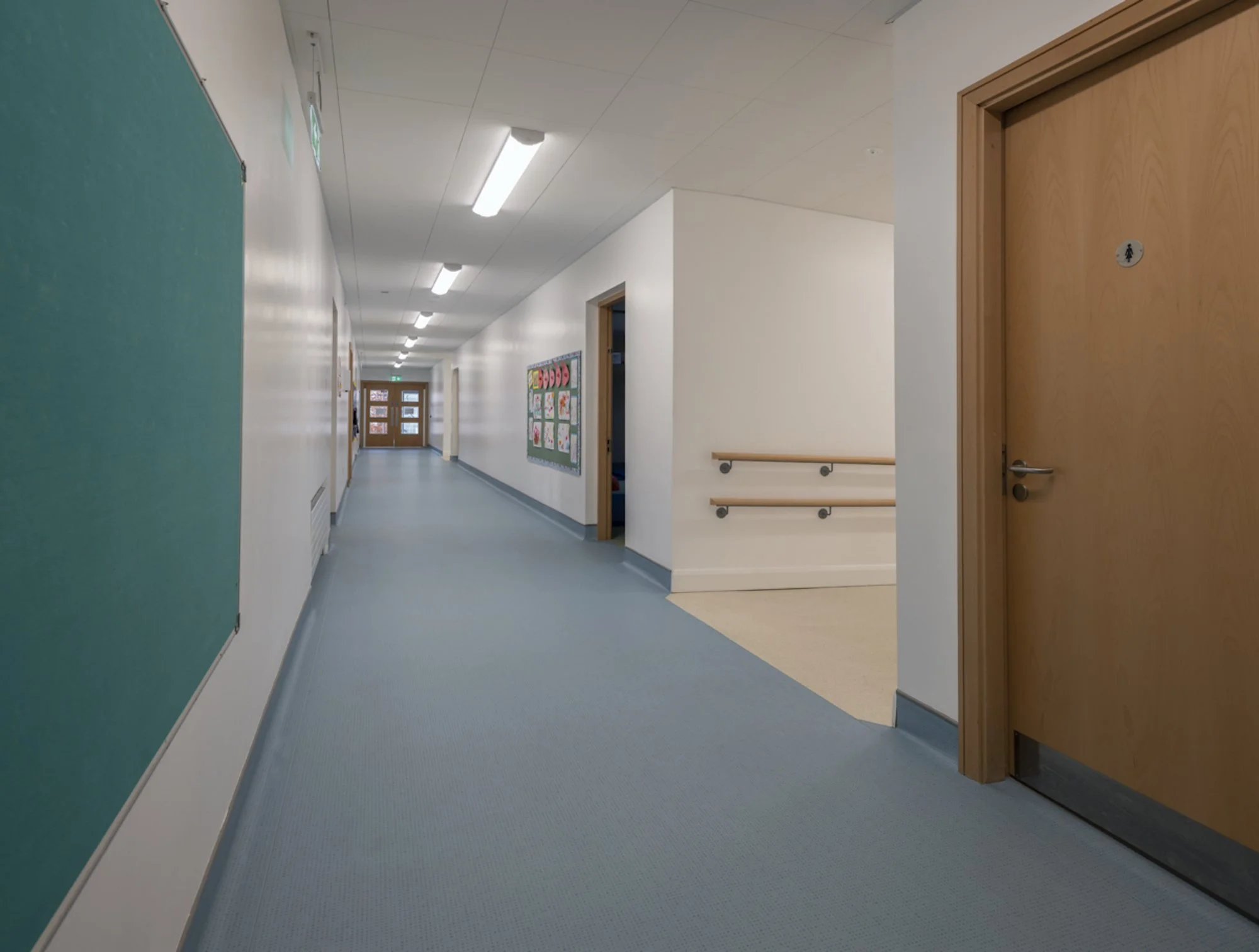 Sandar-Construction-St-Micheals-School-Trim-02 .jpg