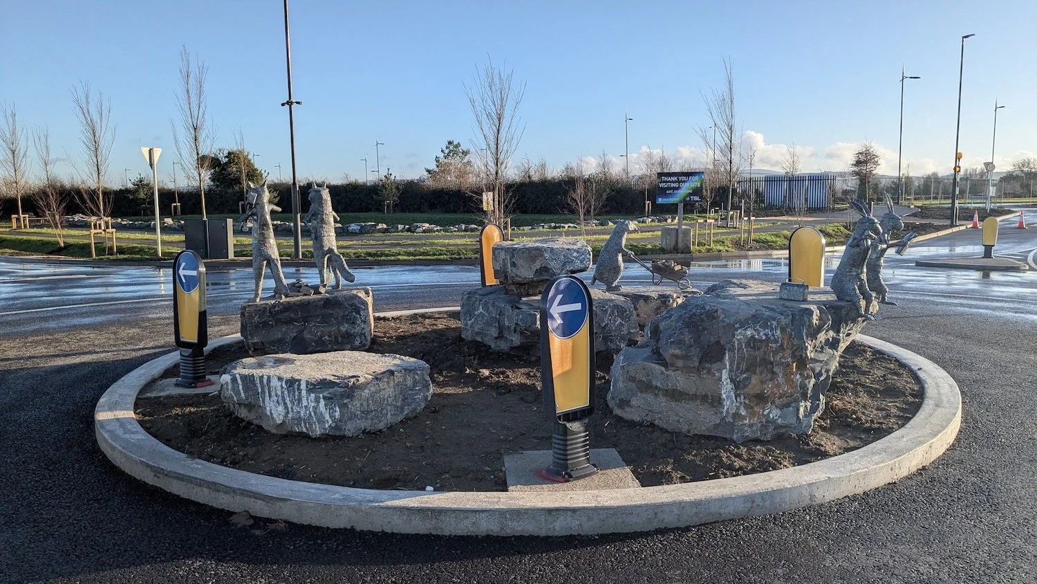Fun animal Sculpture at roundabout at Mountpark, JSA Architects.jpg